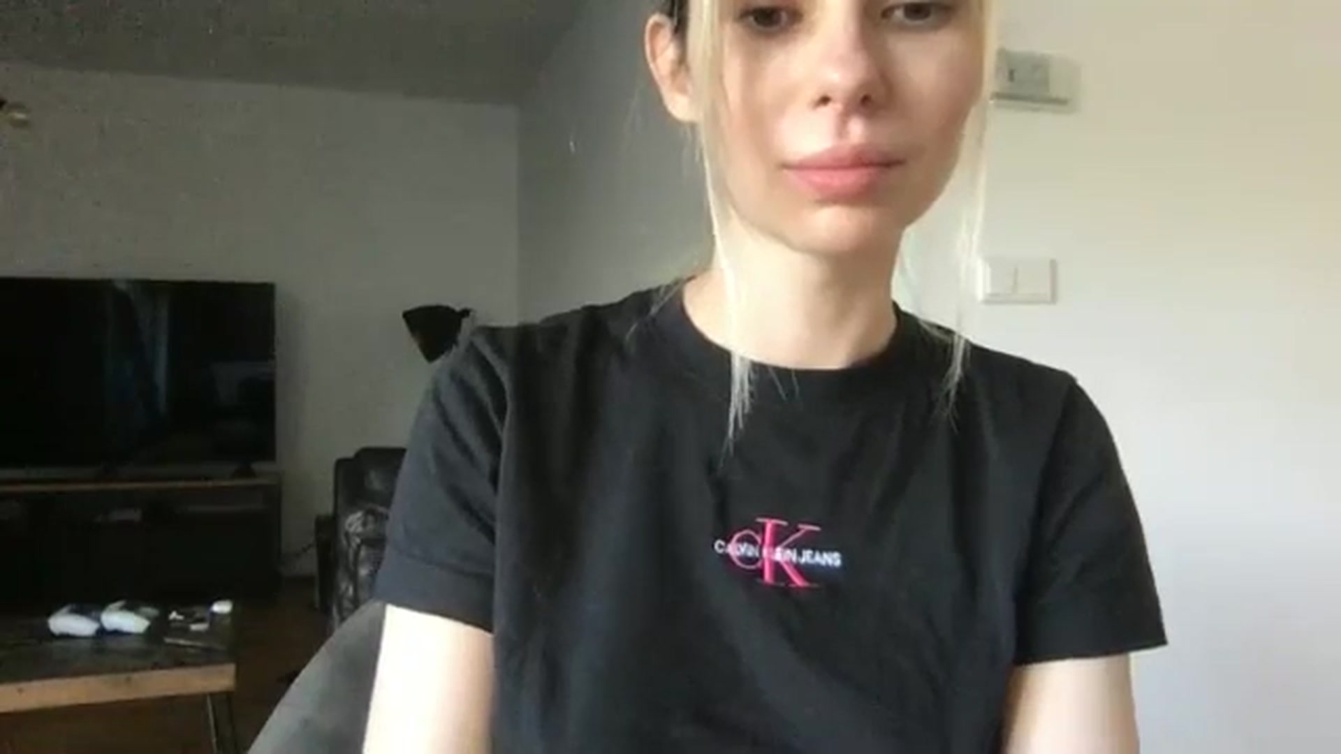 Gallery image thumbnail from neverinmylife's myfreecams stream on, 05/02/2024, 09:38 image 11 of 20