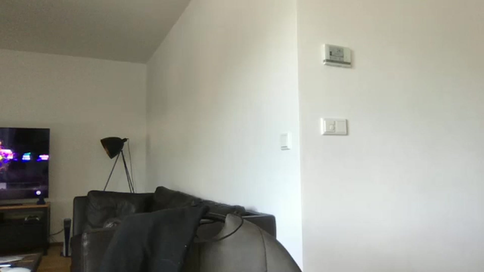 Gallery image thumbnail from neverinmylife's myfreecams stream on, 05/14/2024, 12:31 image 8 of 20