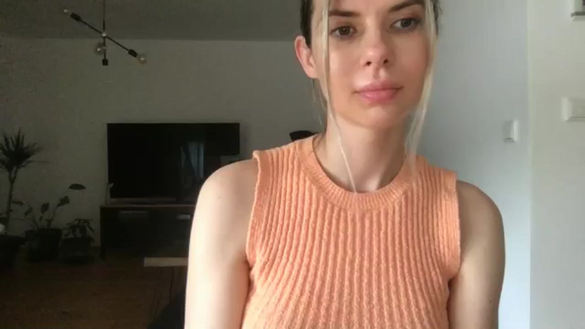 Gallery image thumbnail from neverinmylife's myfreecams stream on, 05/20/2024, 18:01 image 1 of 20