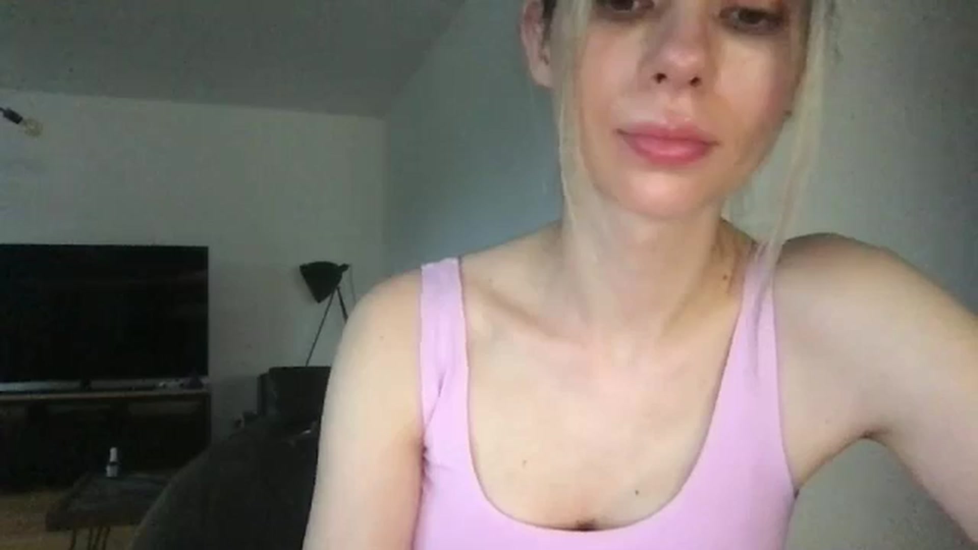 Gallery image thumbnail from neverinmylife's myfreecams stream on, 05/21/2024, 18:05 image 19 of 20