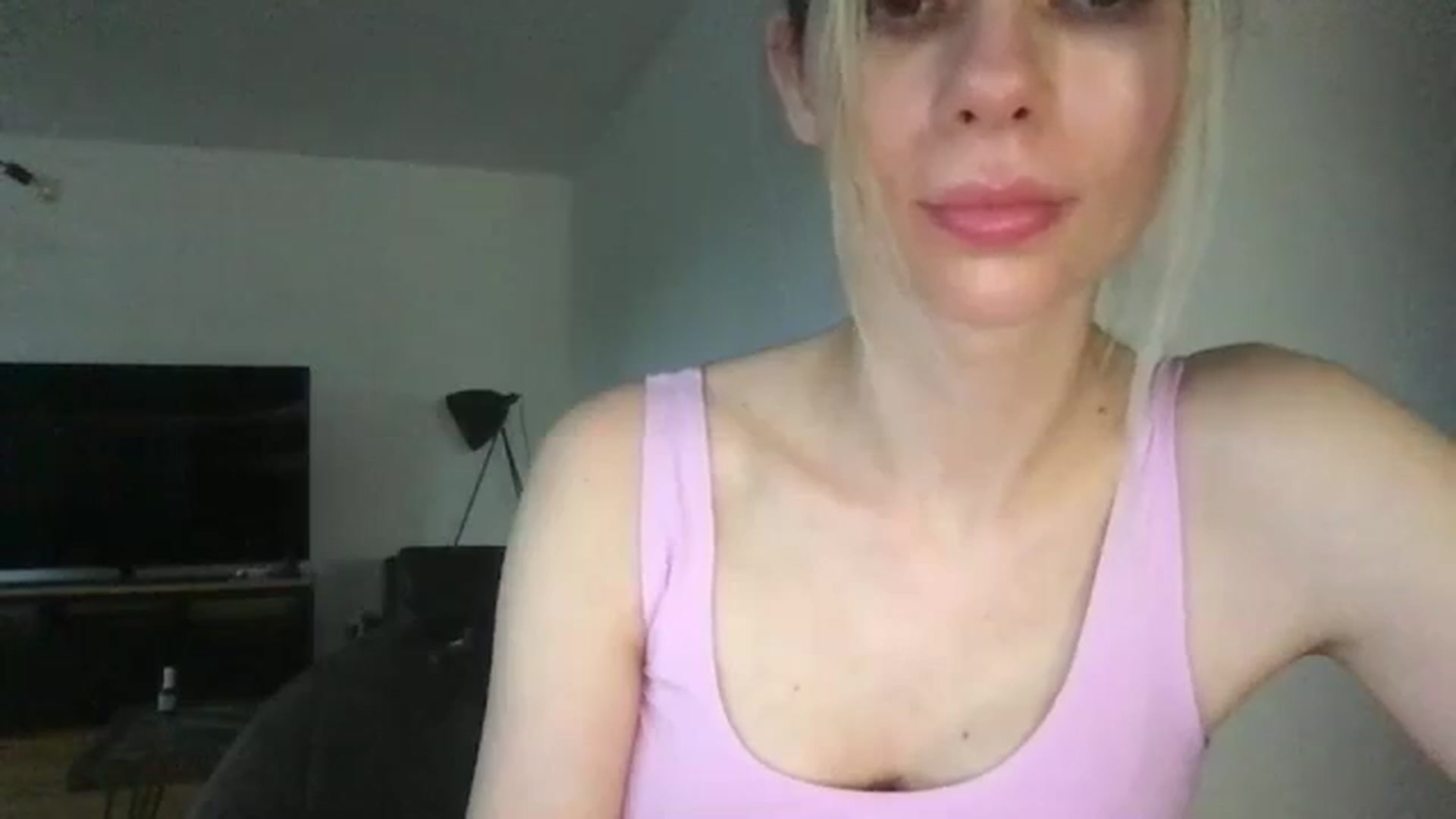 Gallery image thumbnail from neverinmylife's myfreecams stream on, 05/21/2024, 18:05 image 15 of 20