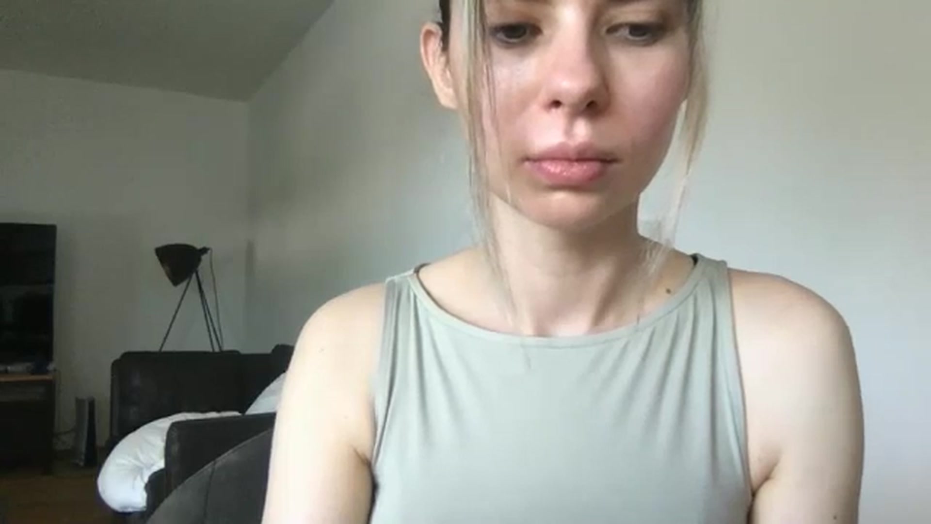 Gallery image thumbnail from neverinmylife's myfreecams stream on, 06/07/2024, 10:36 image 8 of 20