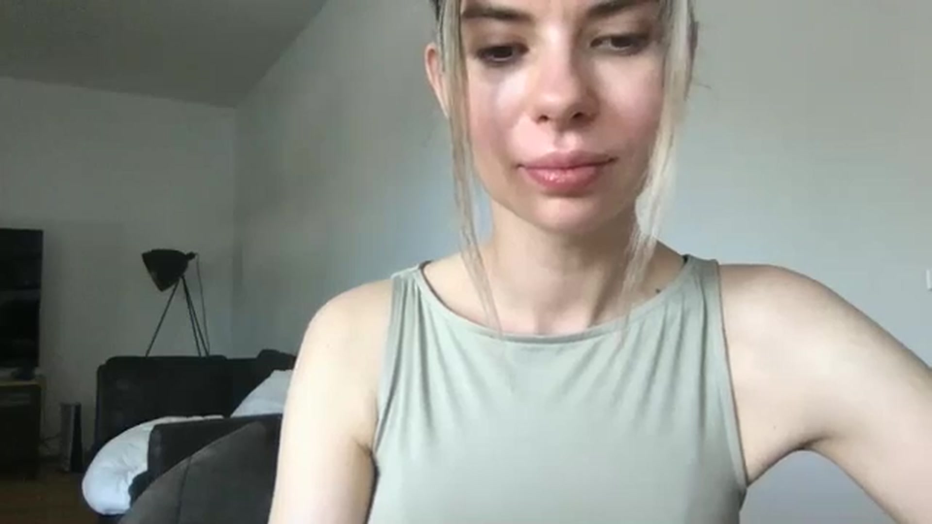 Gallery image thumbnail from neverinmylife's myfreecams stream on, 06/07/2024, 10:36 image 4 of 20
