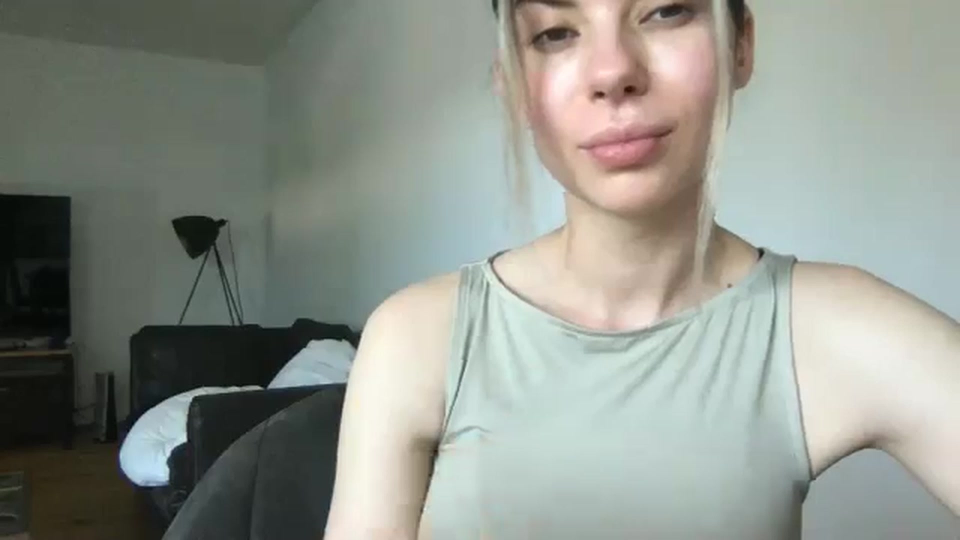 Gallery image thumbnail from neverinmylife's myfreecams stream on, 06/07/2024, 10:36 image 15 of 20