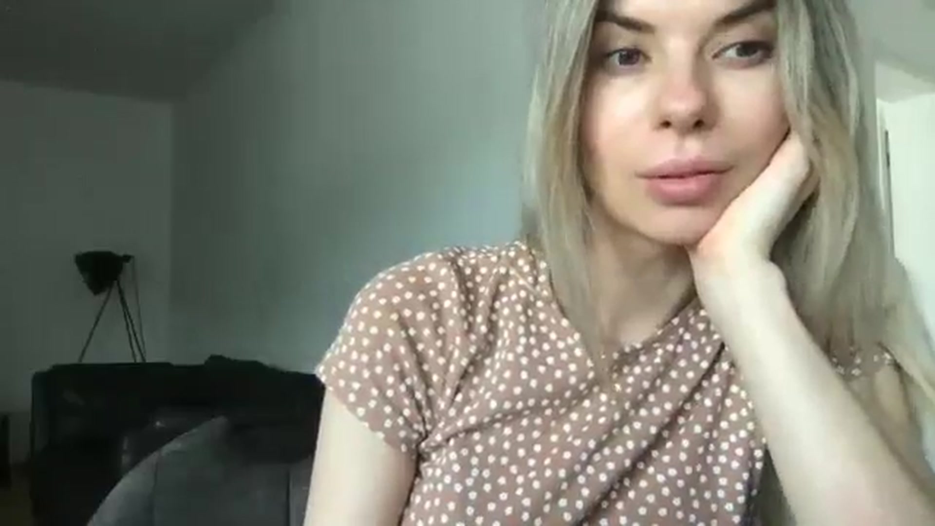 Gallery image thumbnail from neverinmylife's myfreecams stream on, 06/10/2024, 09:43 image 10 of 20