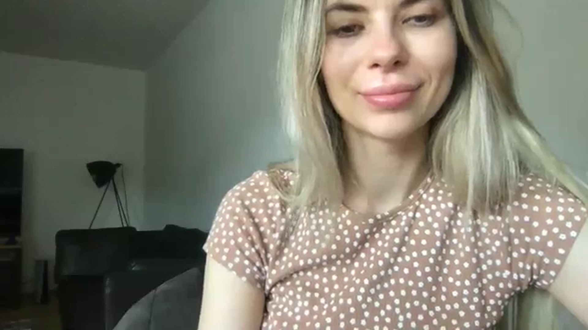 Gallery image thumbnail from neverinmylife's myfreecams stream on, 06/11/2024, 09:33 image 8 of 20