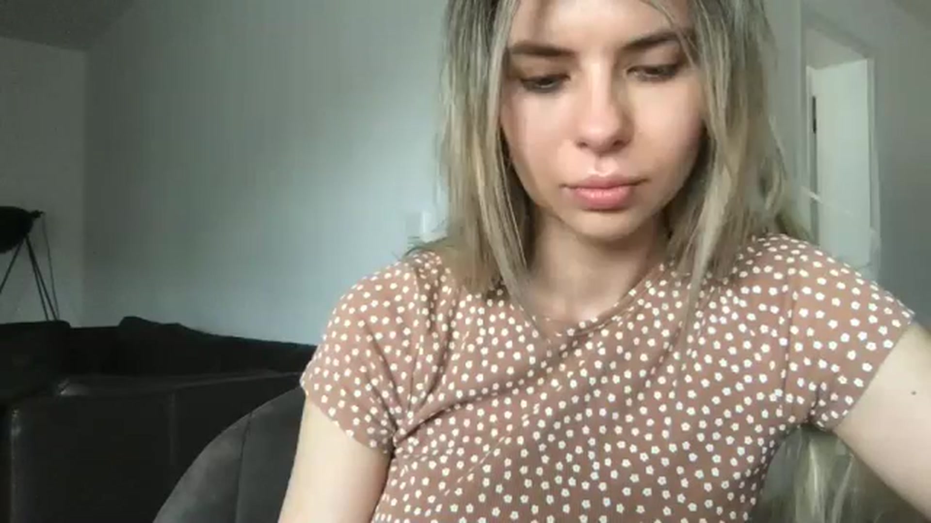 Gallery image thumbnail from neverinmylife's myfreecams stream on, 06/11/2024, 10:14 image 15 of 20