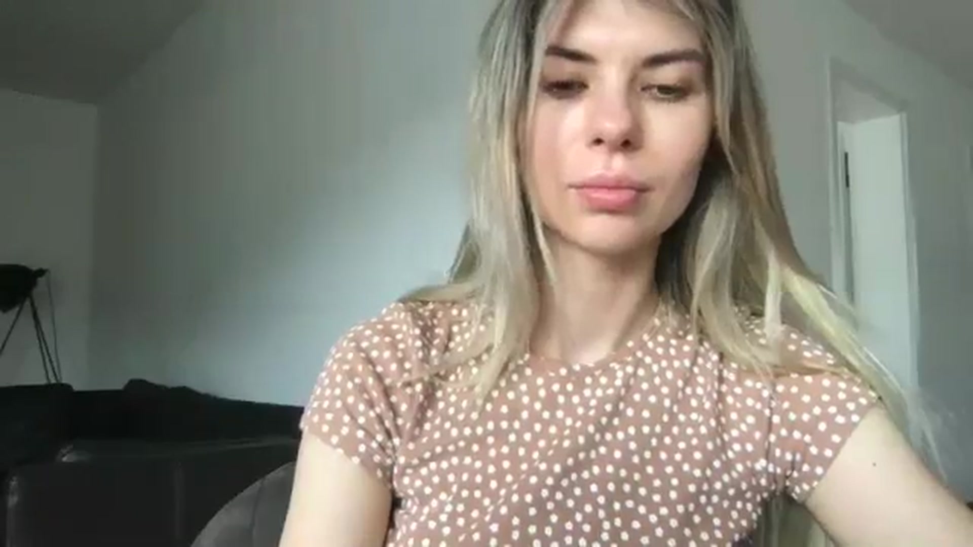 Gallery image thumbnail from neverinmylife's myfreecams stream on, 06/11/2024, 10:14 image 19 of 20