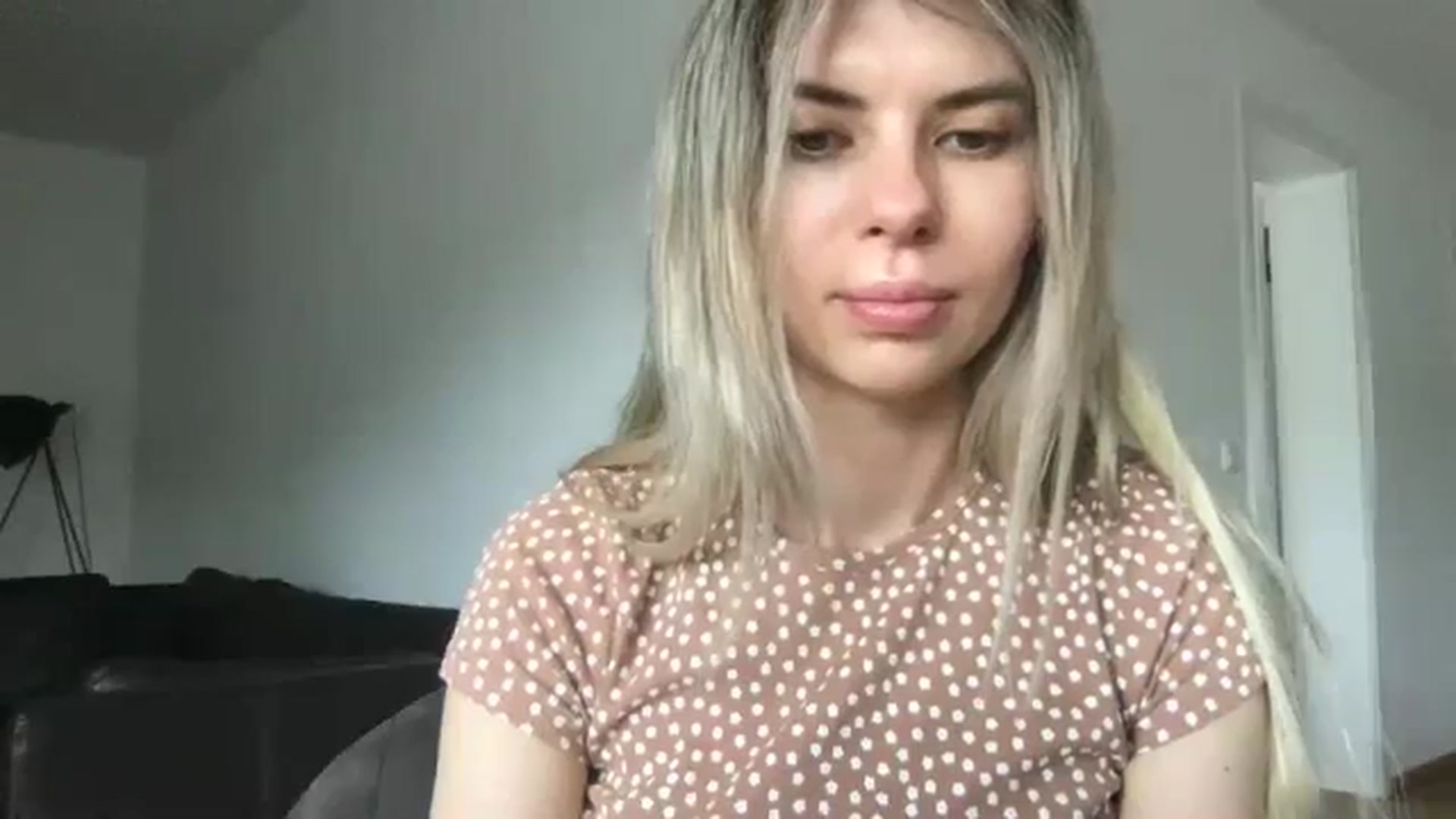 Gallery image thumbnail from neverinmylife's myfreecams stream on, 06/11/2024, 10:14 image 18 of 20