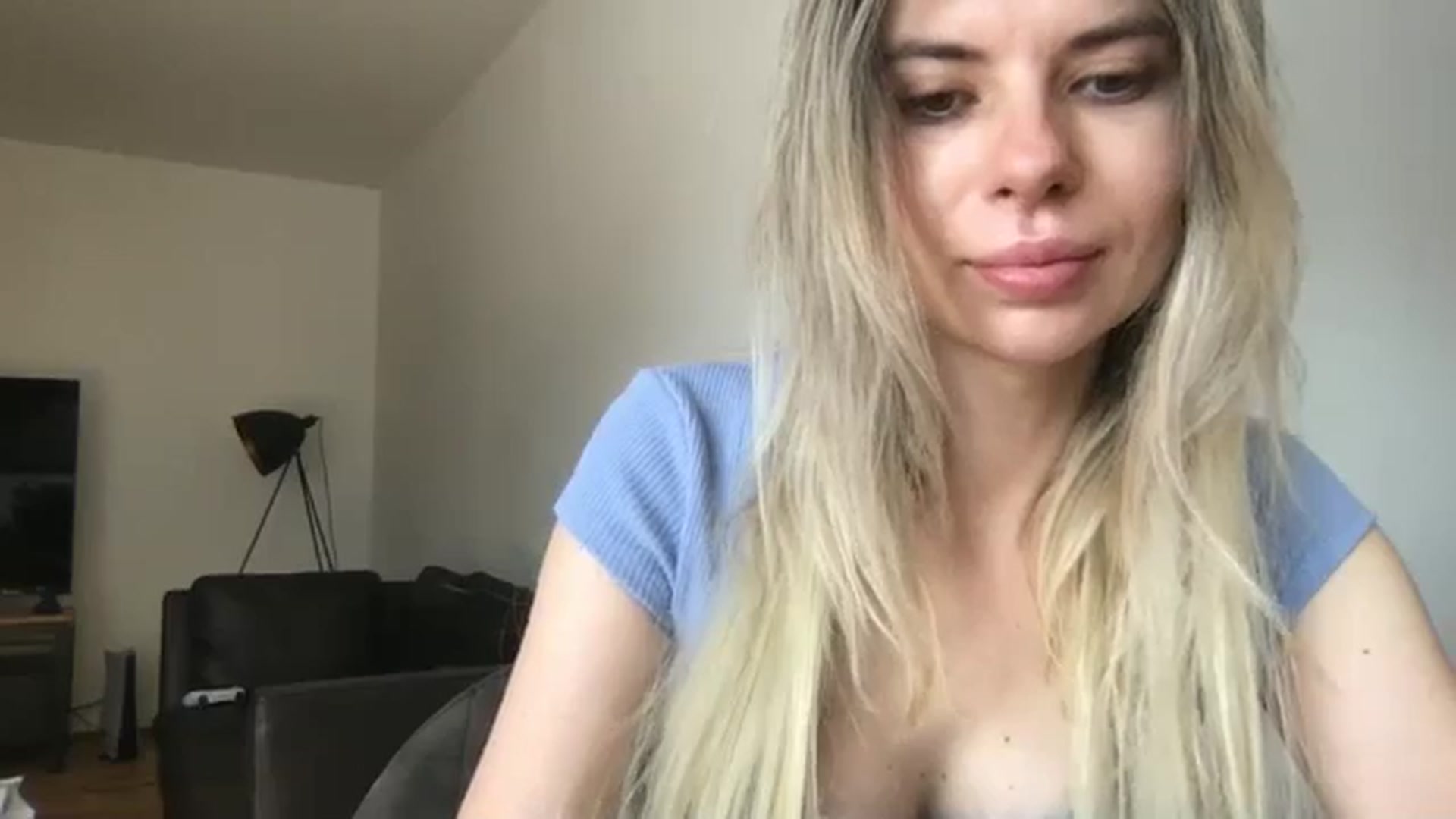Gallery image thumbnail from neverinmylife's myfreecams stream on, 06/16/2024, 16:01 image 5 of 20