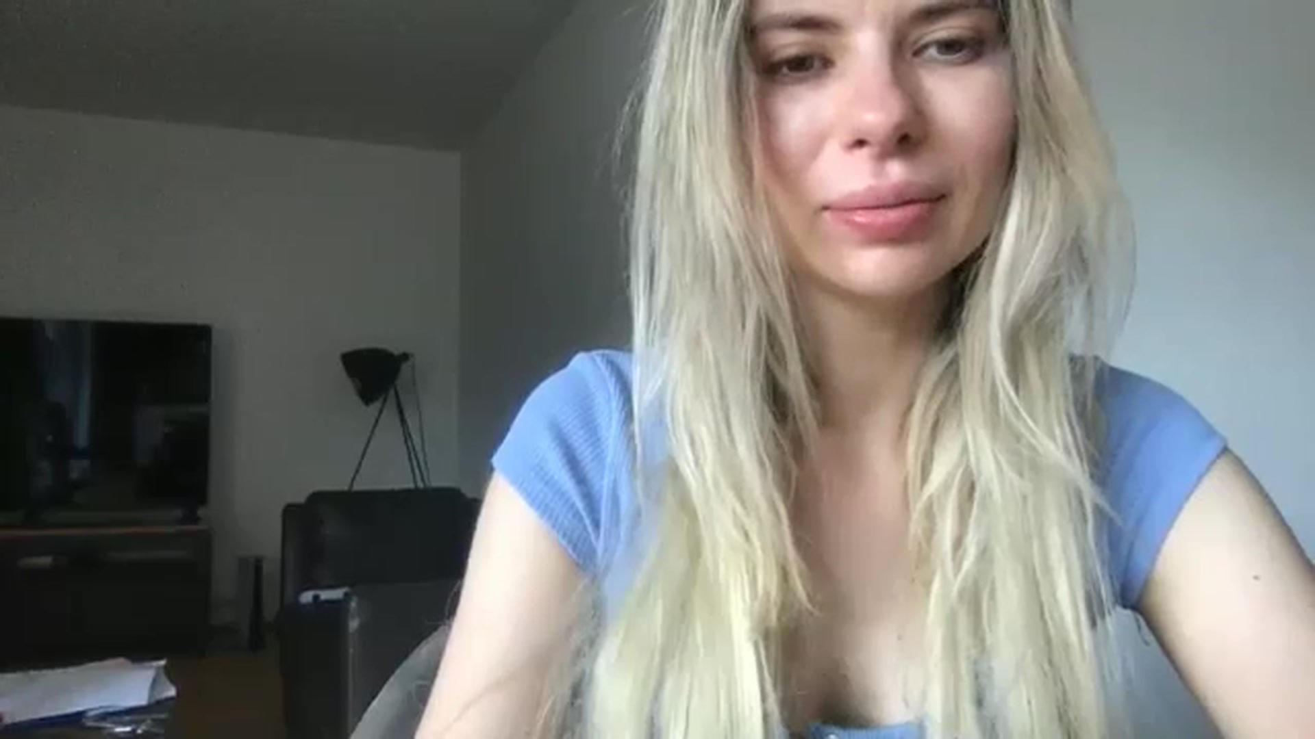Gallery image thumbnail from neverinmylife's myfreecams stream on, 06/16/2024, 16:01 image 10 of 20