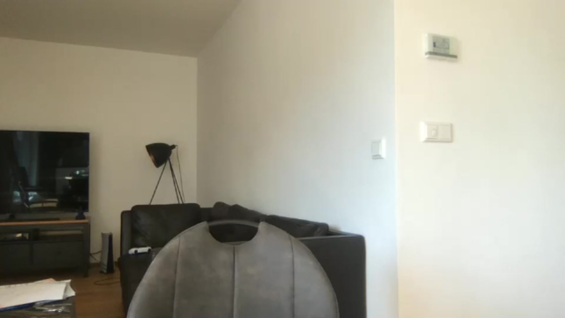 Gallery image thumbnail from neverinmylife's myfreecams stream on, 06/16/2024, 17:07 image 7 of 20