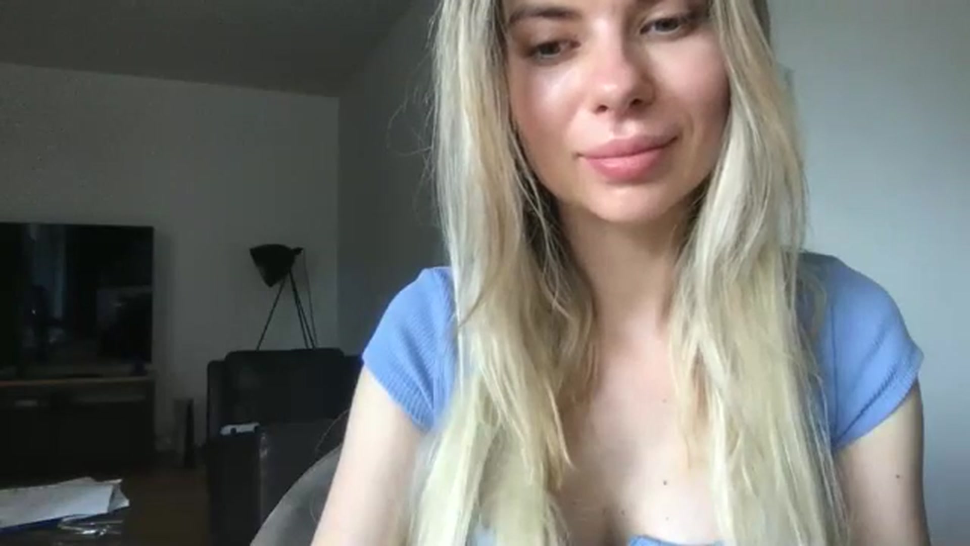 Gallery image thumbnail from neverinmylife's myfreecams stream on, 06/16/2024, 17:07 image 5 of 20