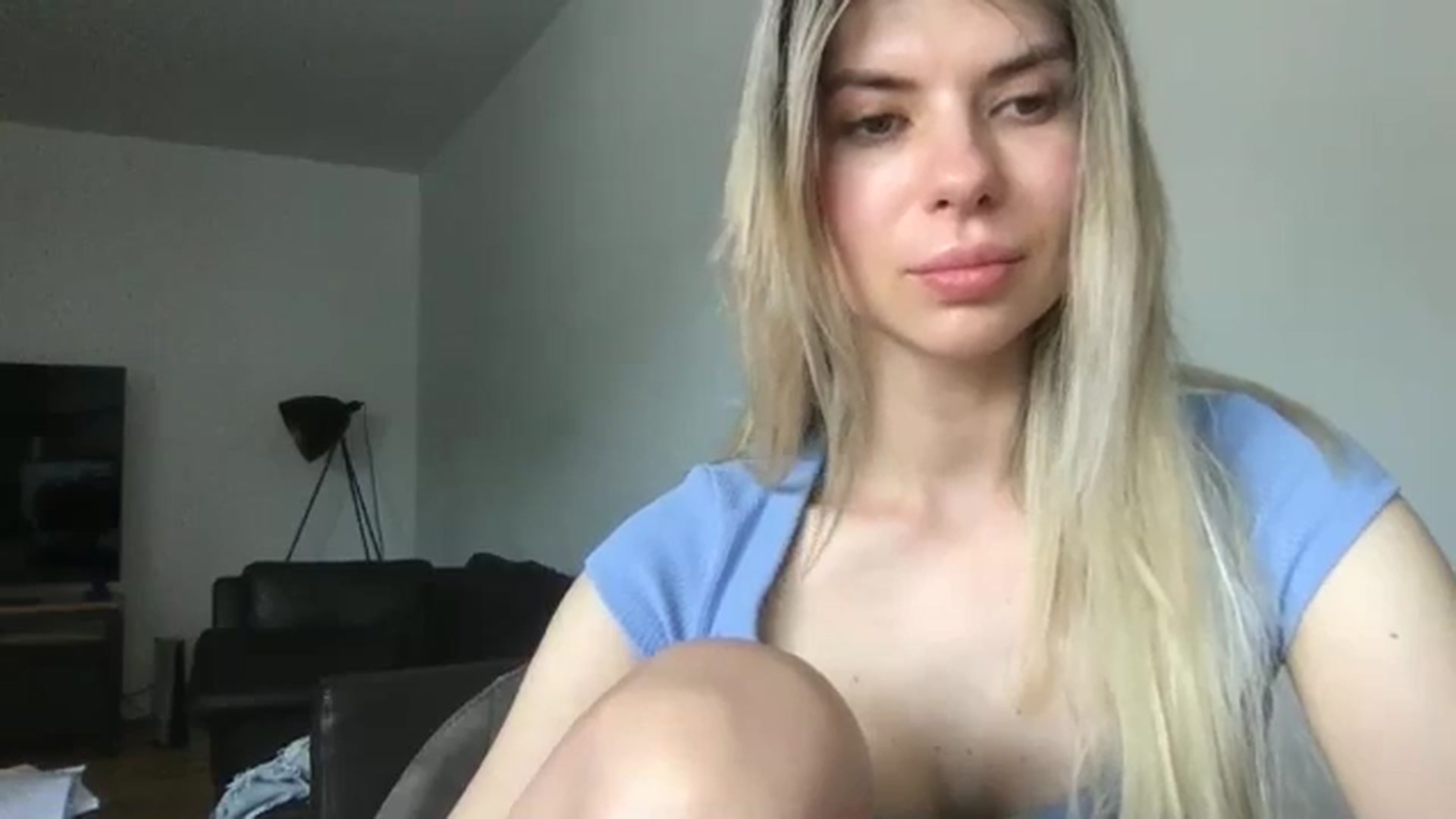 Gallery image thumbnail from neverinmylife's myfreecams stream on, 06/17/2024, 11:32 image 12 of 20