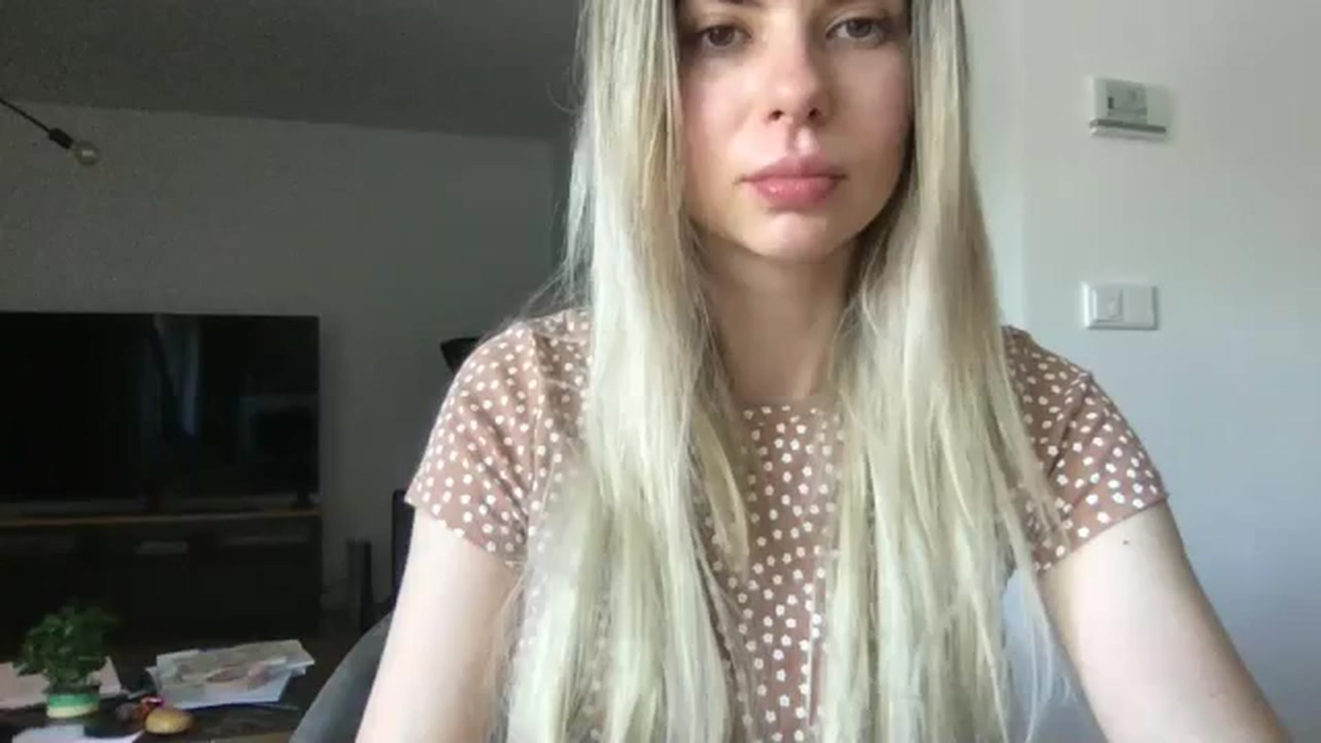 Gallery image thumbnail from neverinmylife's myfreecams stream on, 06/18/2024, 12:51 image 1 of 20