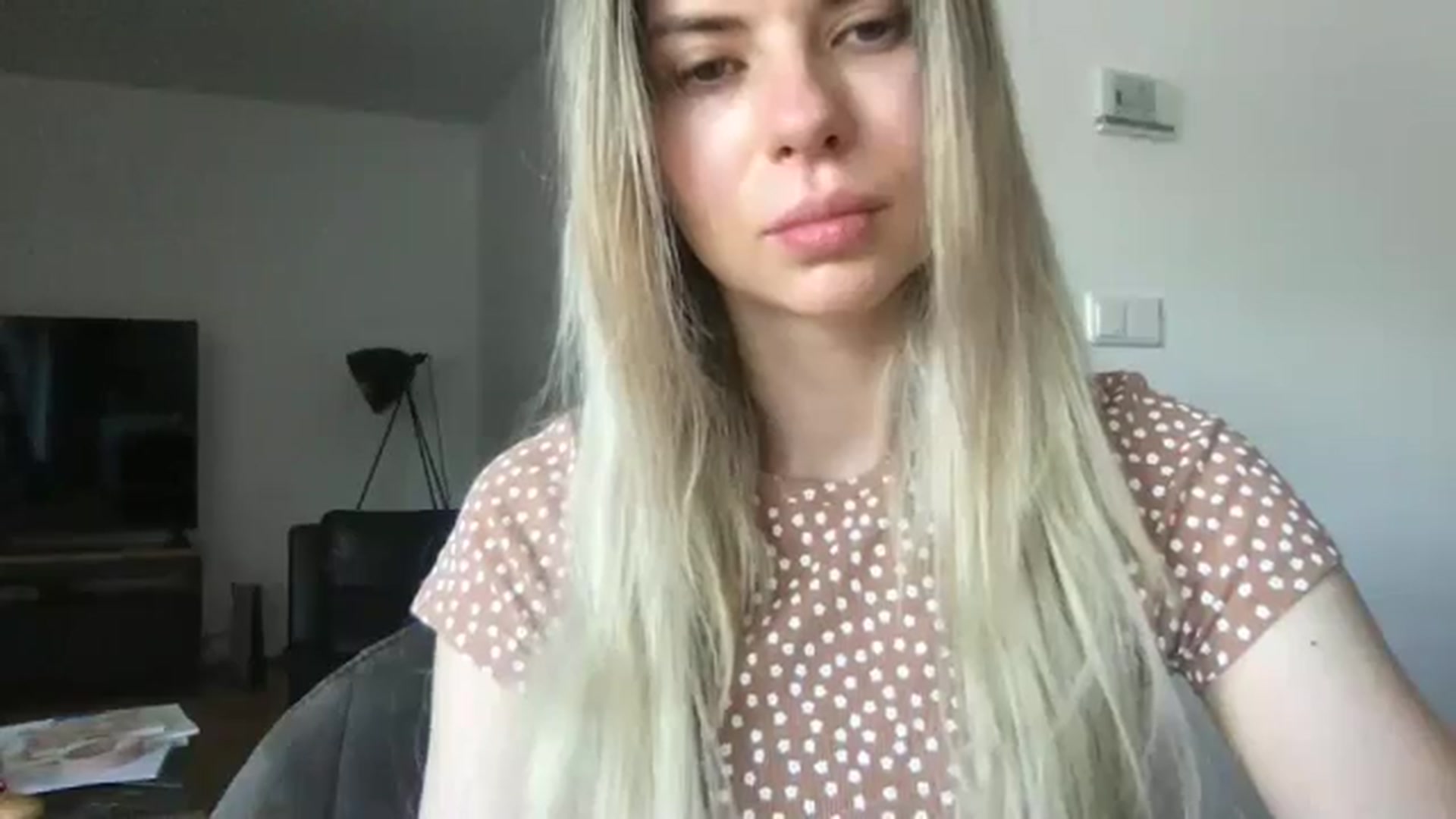 Gallery image thumbnail from neverinmylife's myfreecams stream on, 06/18/2024, 12:51 image 7 of 20