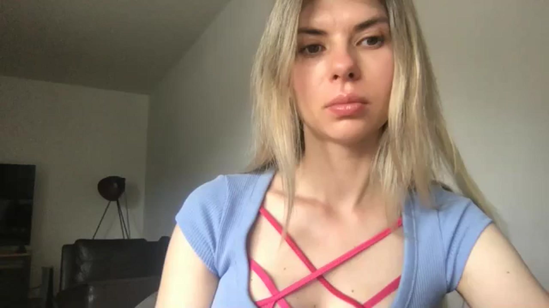 Gallery image thumbnail from neverinmylife's myfreecams stream on, 06/21/2024, 10:01 image 1 of 20