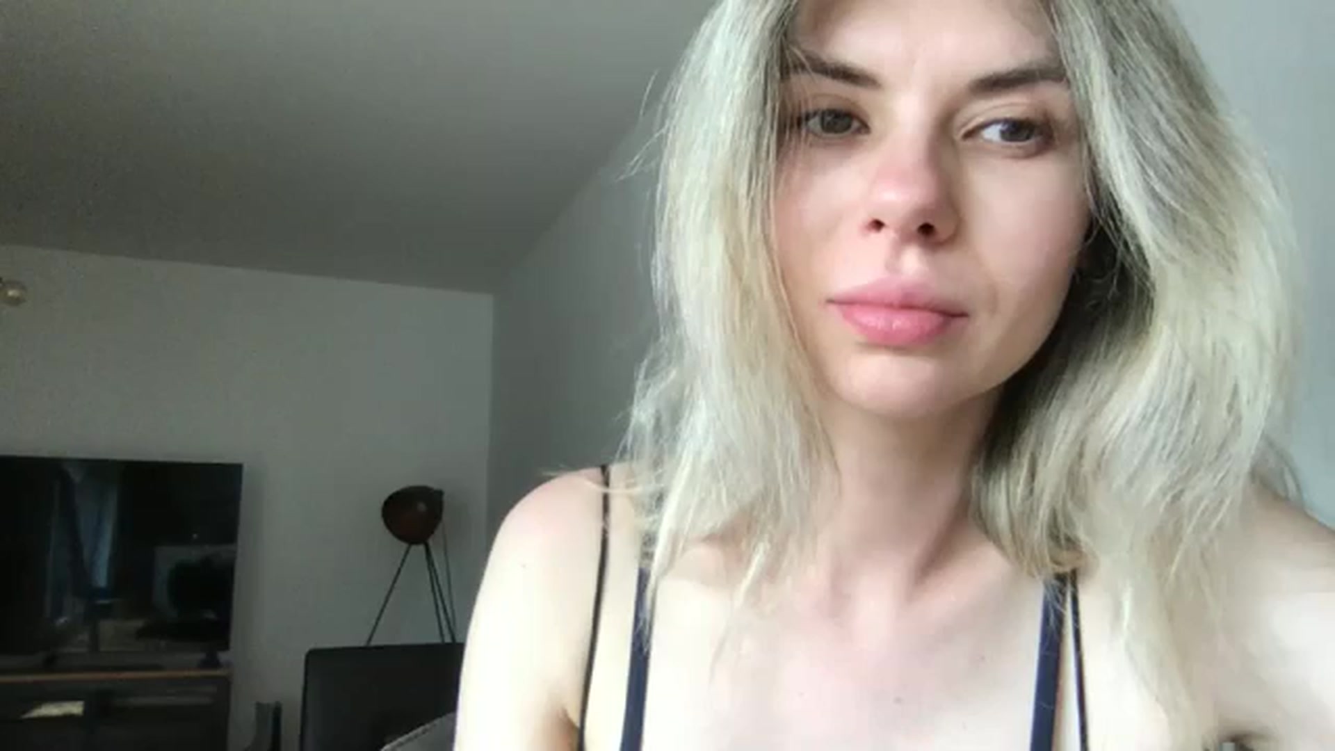 Gallery image thumbnail from neverinmylife's myfreecams stream on, 06/22/2024, 15:22 image 1 of 20