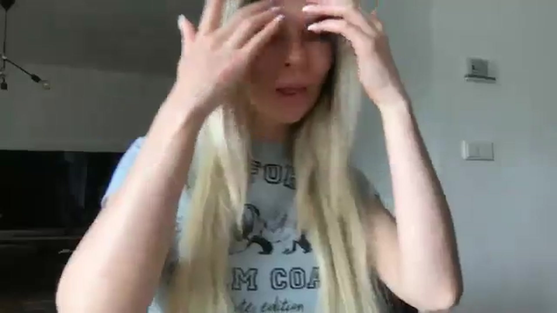 Gallery image thumbnail from neverinmylife's myfreecams stream on, 06/30/2024, 10:27 image 8 of 20