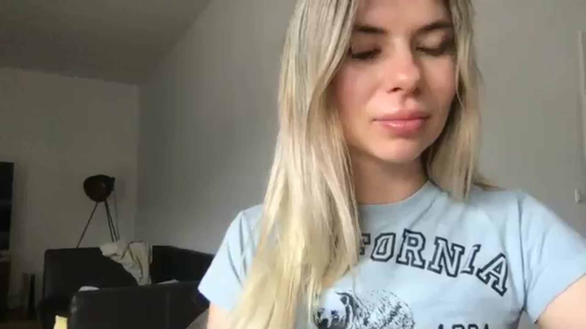 Gallery image thumbnail from neverinmylife's myfreecams stream on, 07/02/2024, 11:14 image 3 of 20