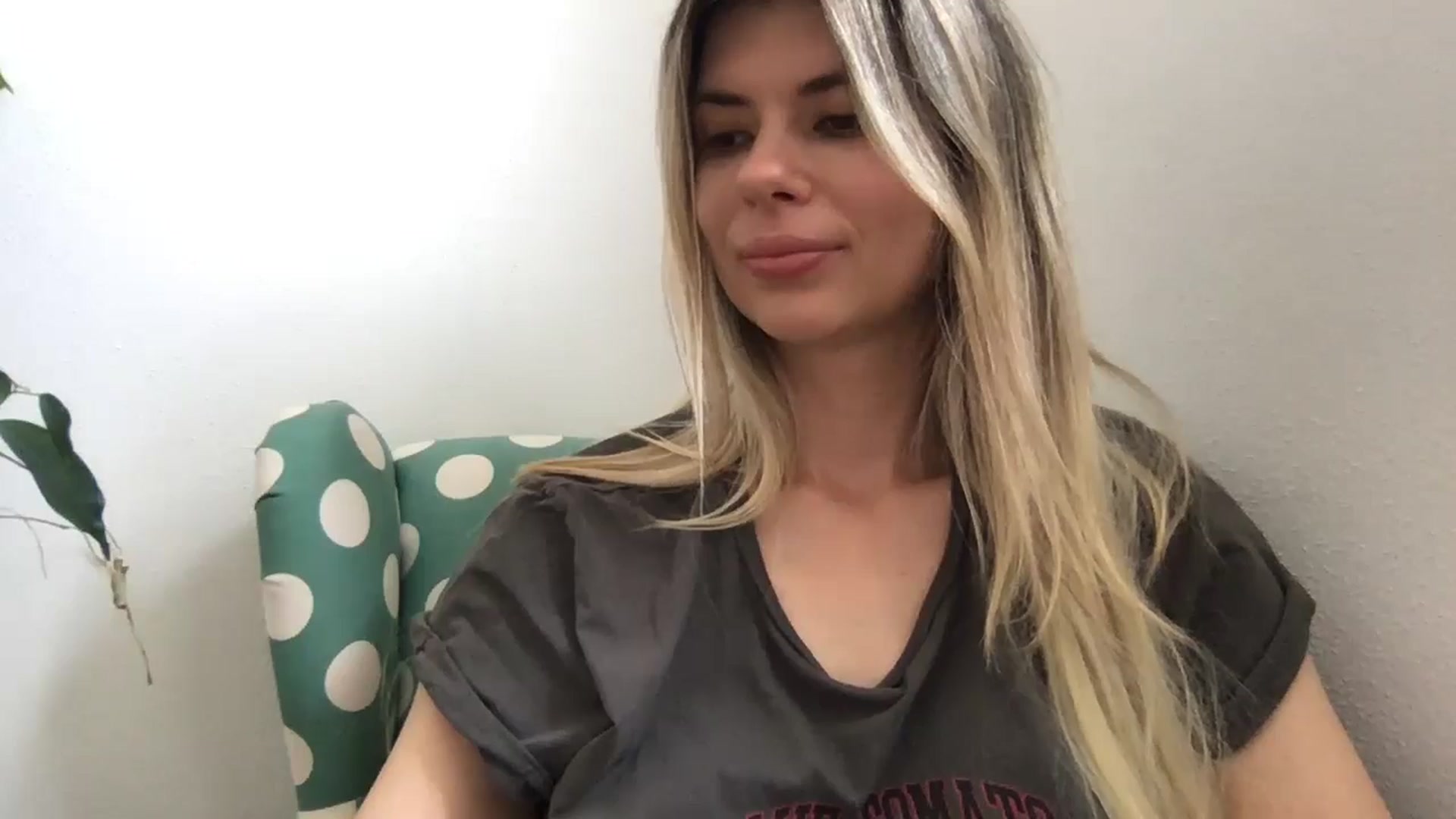 Gallery image thumbnail from neverinmylife's myfreecams stream on, 07/05/2024, 10:02 image 5 of 20