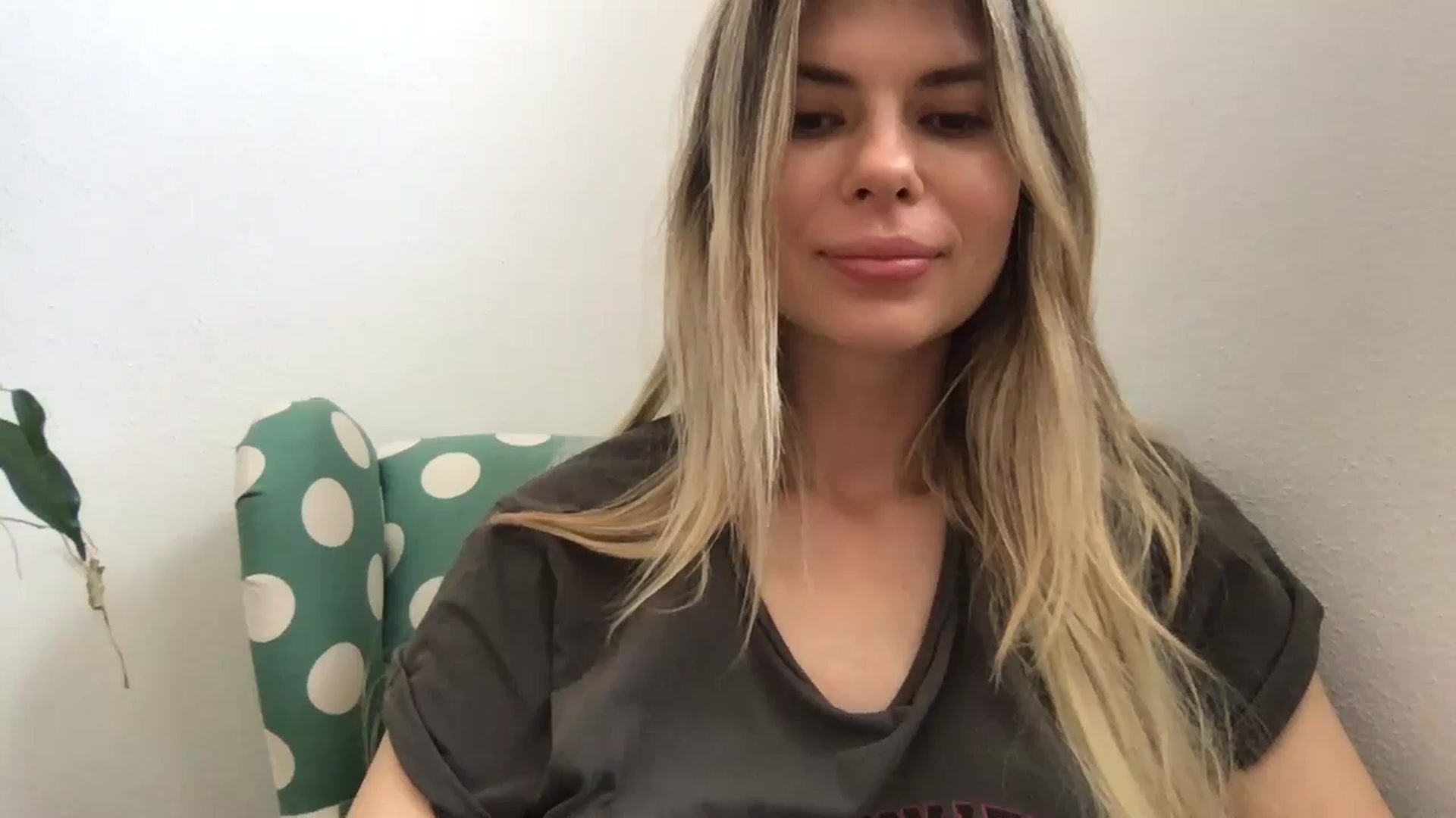 Gallery image thumbnail from neverinmylife's myfreecams stream on, 07/05/2024, 10:02 image 16 of 20