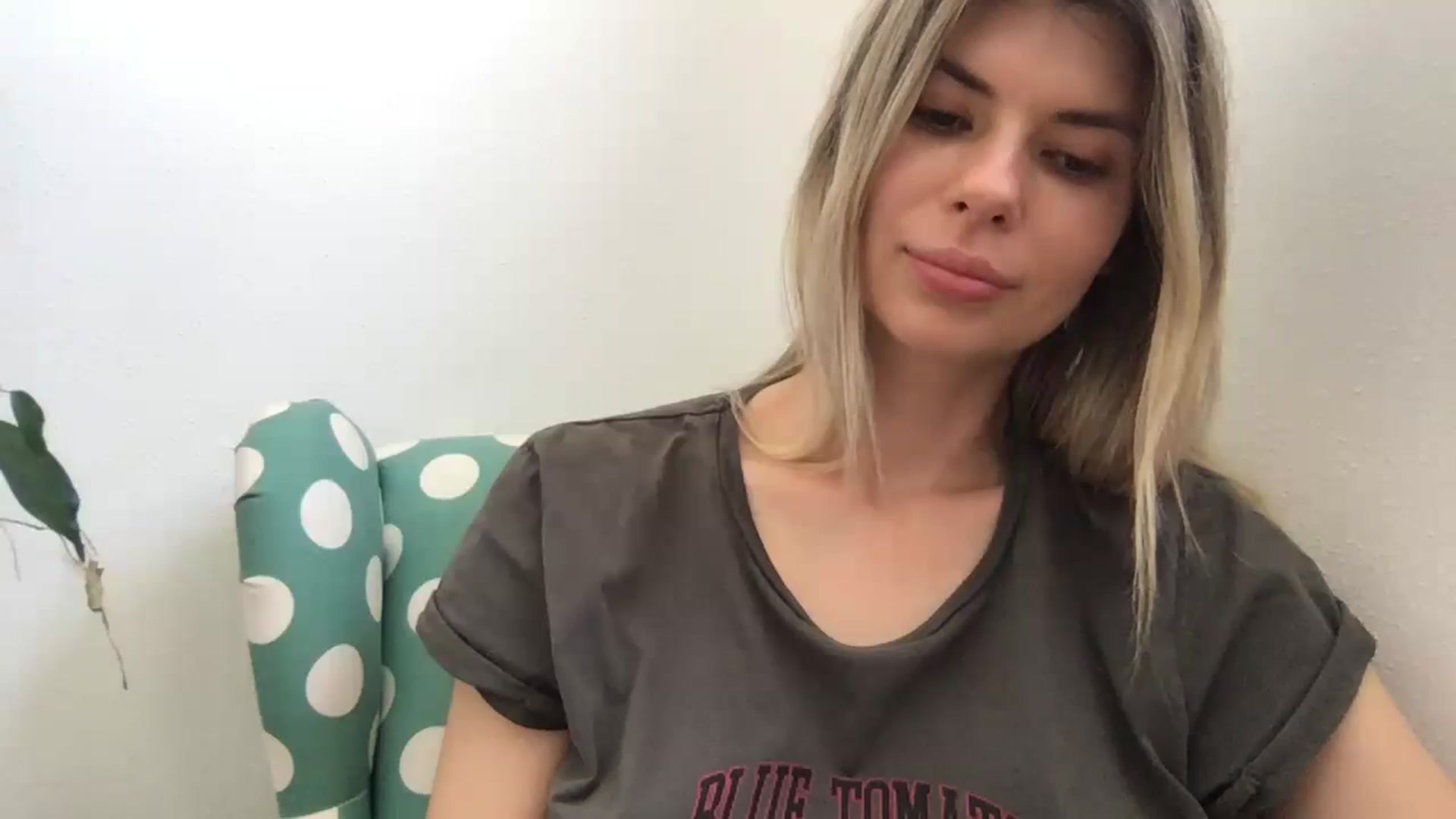 Gallery image thumbnail from neverinmylife's myfreecams stream on, 07/05/2024, 12:08 image 1 of 20