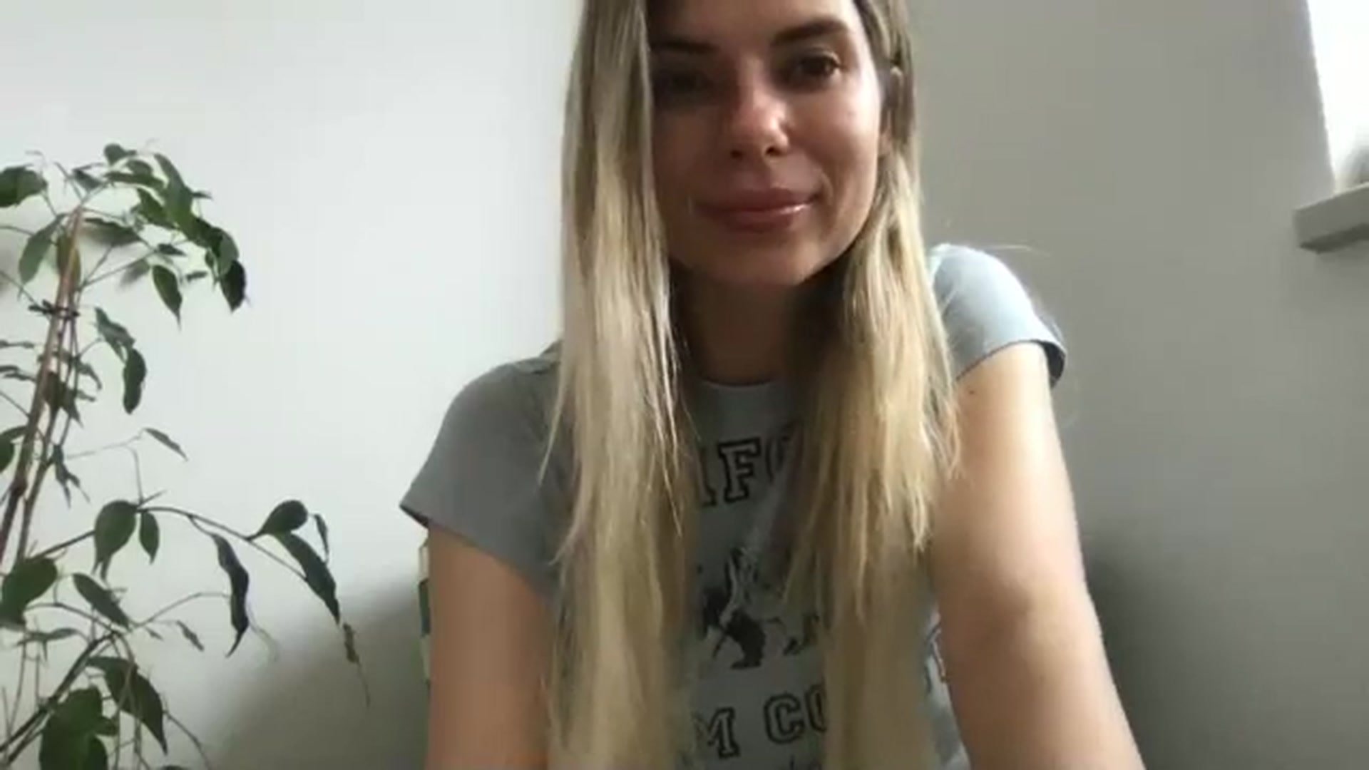 Gallery image thumbnail from neverinmylife's myfreecams stream on, 07/07/2024, 10:35 image 10 of 20