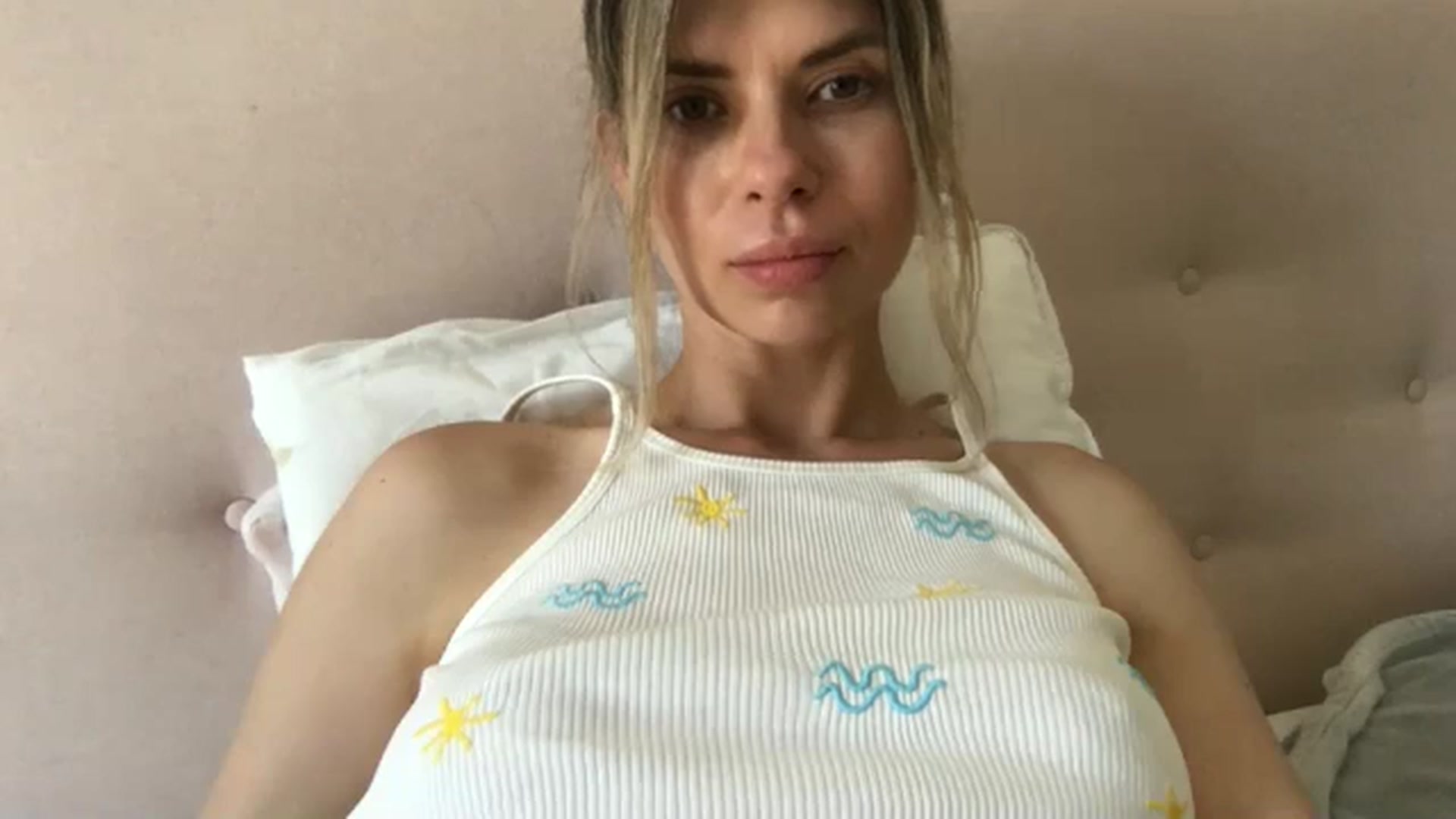 Gallery image thumbnail from neverinmylife's myfreecams stream on, 07/17/2024, 13:49 image 7 of 20