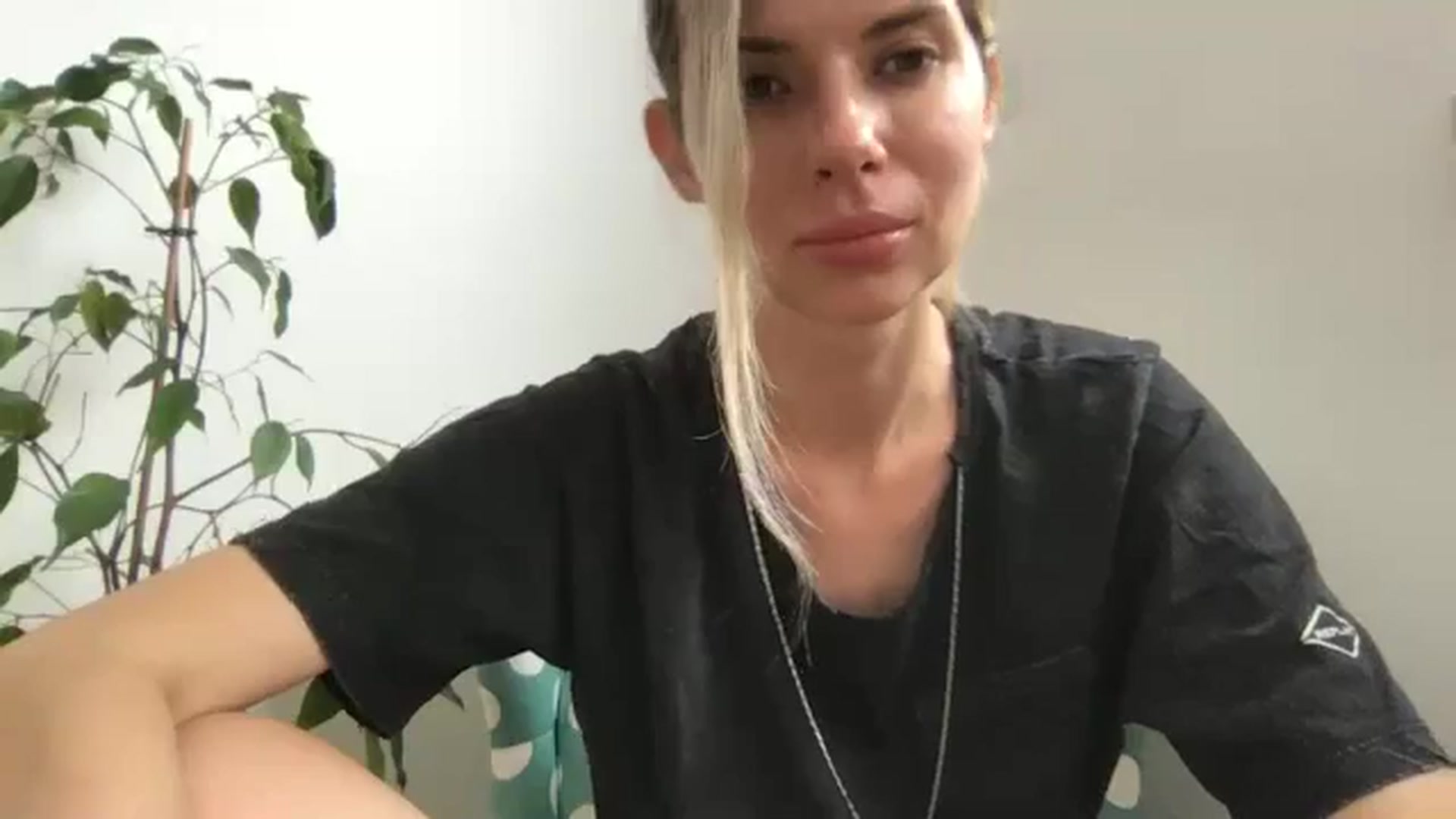 Gallery image thumbnail from neverinmylife's myfreecams stream on, 07/22/2024, 10:48 image 11 of 20