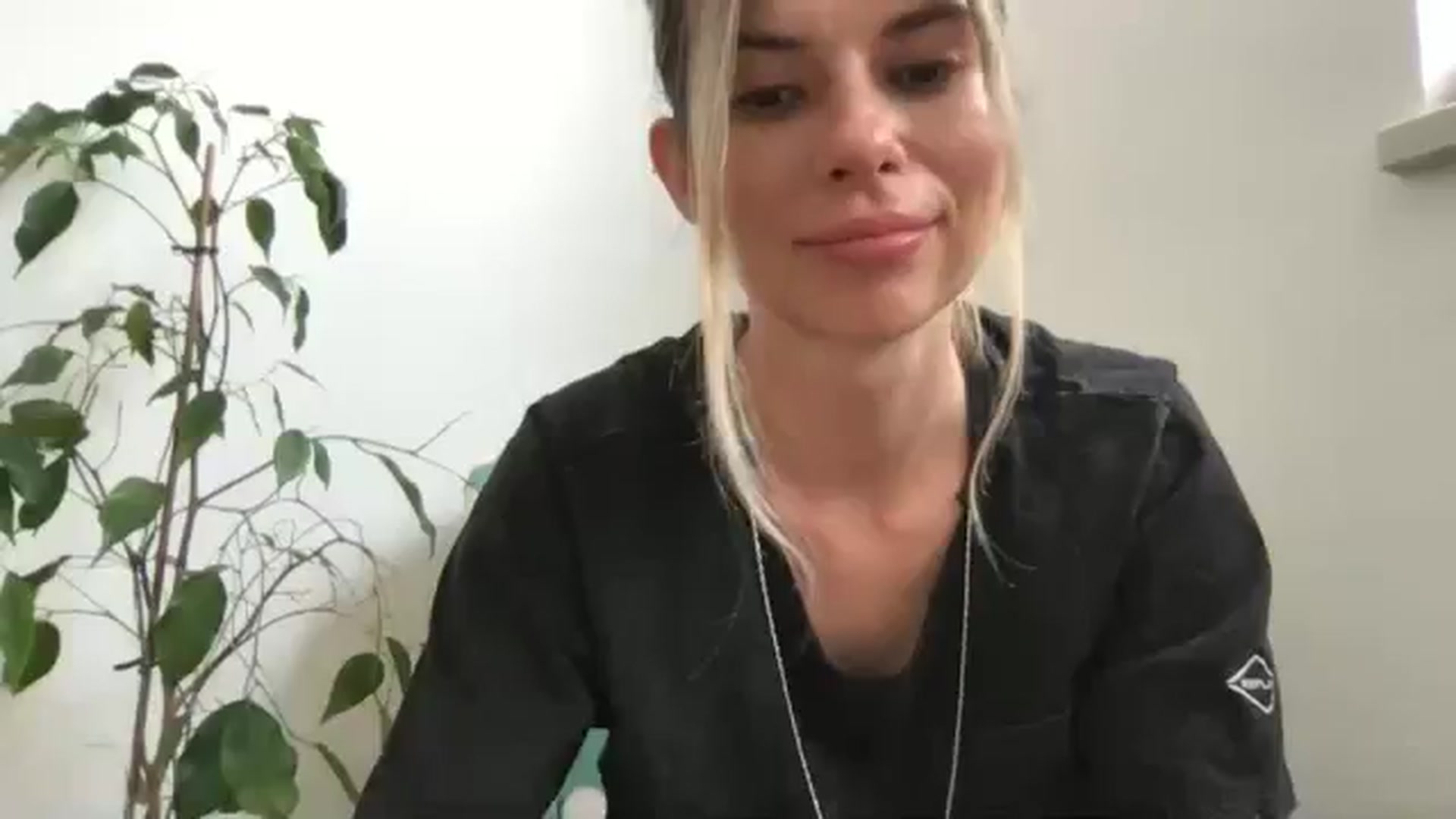 Gallery image thumbnail from neverinmylife's myfreecams stream on, 07/22/2024, 10:48 image 1 of 20