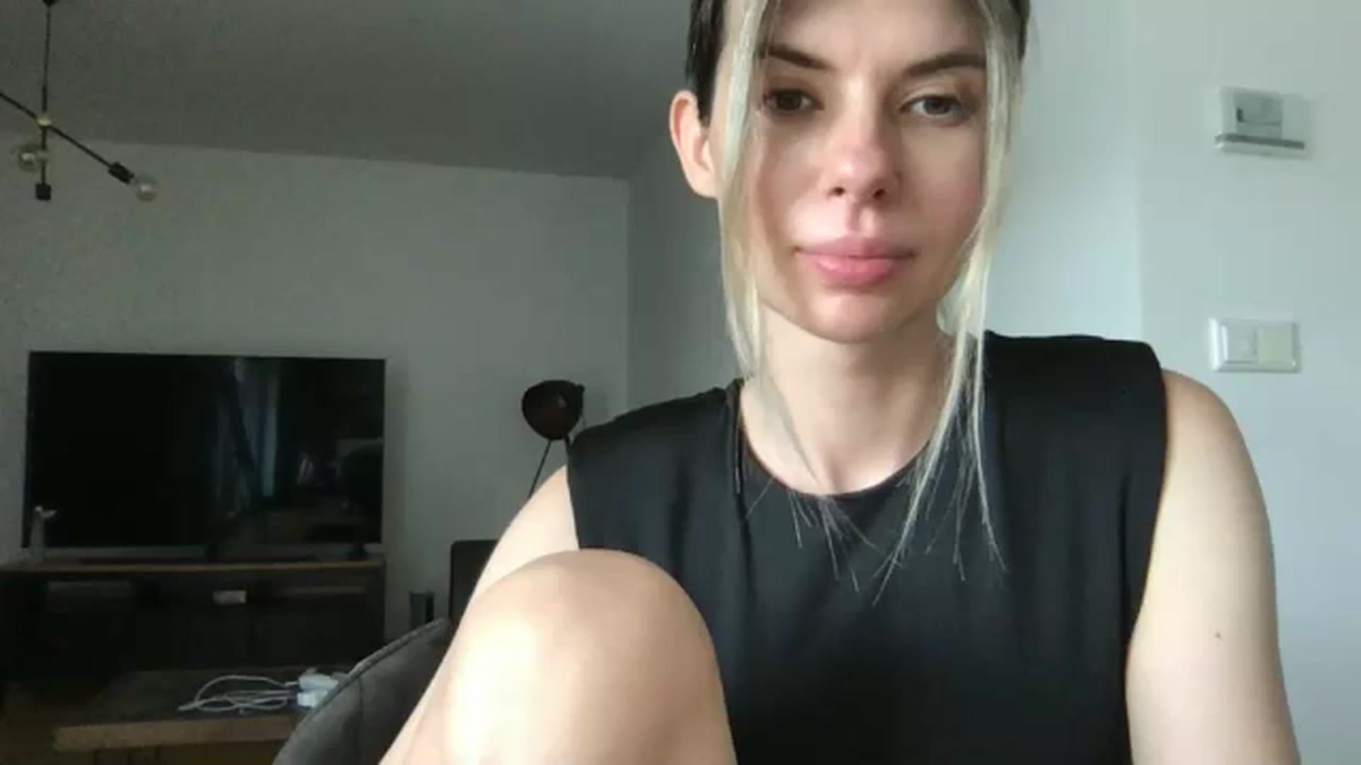 Gallery image thumbnail from neverinmylife's myfreecams stream on, 07/23/2024, 10:00 image 11 of 20