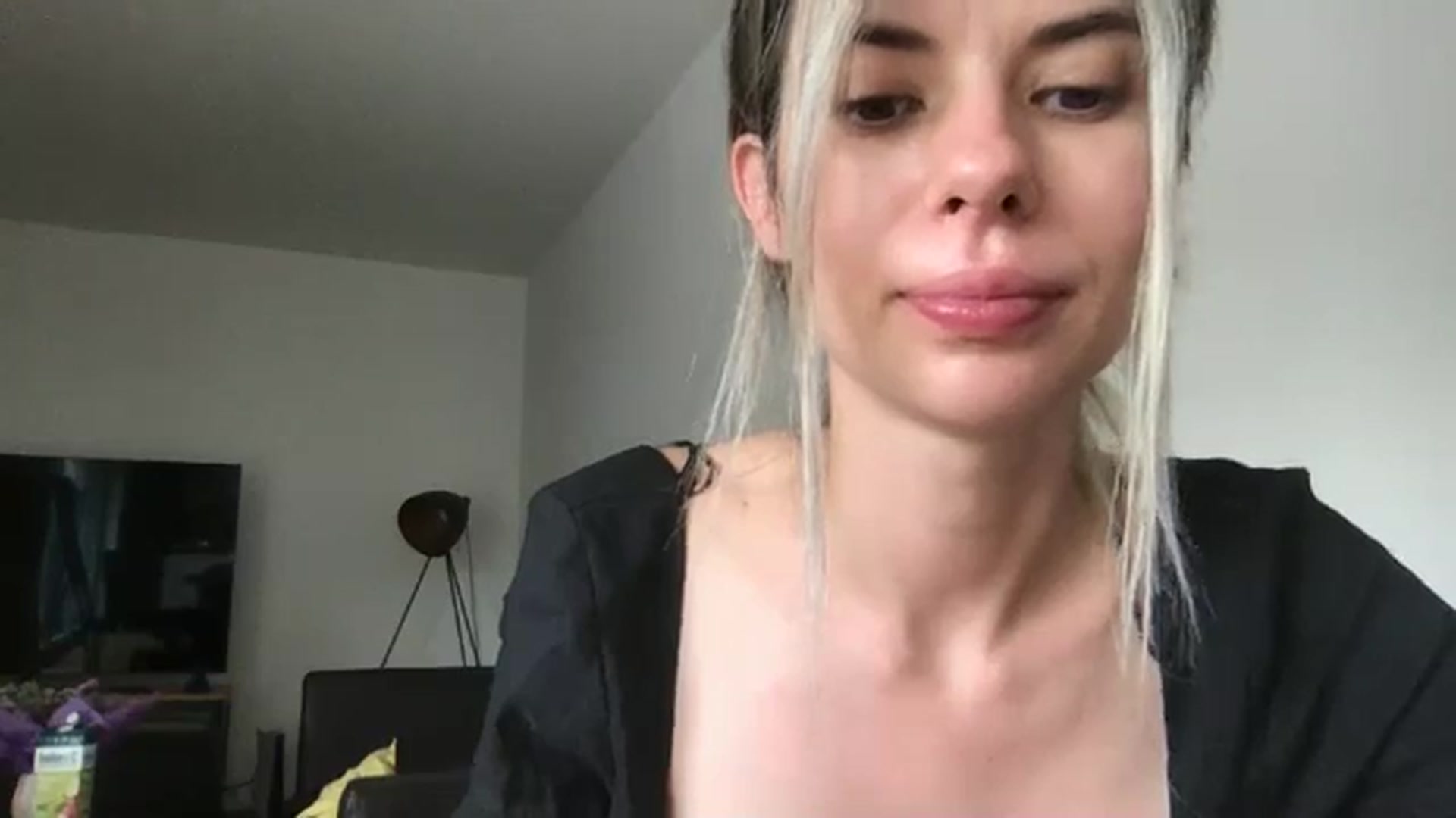 Gallery image thumbnail from neverinmylife's myfreecams stream on, 07/26/2024, 13:49 image 13 of 20