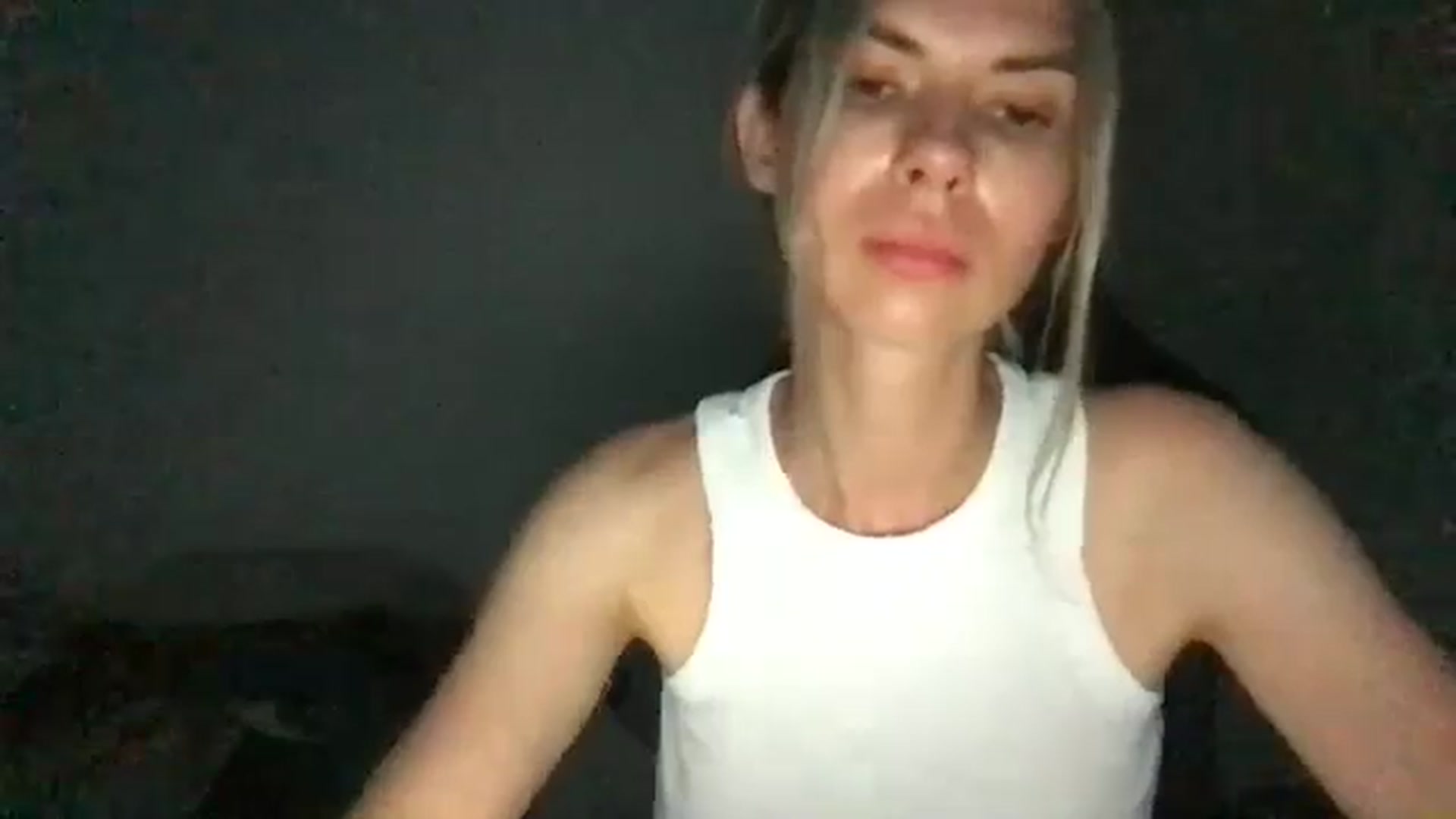 Gallery image thumbnail from neverinmylife's myfreecams stream on, 07/28/2024, 19:27 image 14 of 20