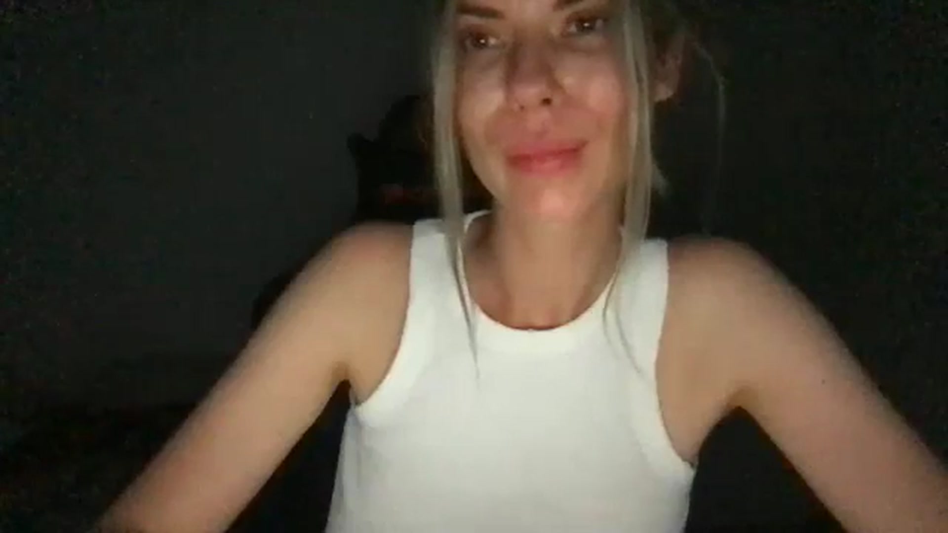 Gallery image thumbnail from neverinmylife's myfreecams stream on, 07/28/2024, 19:27 image 18 of 20