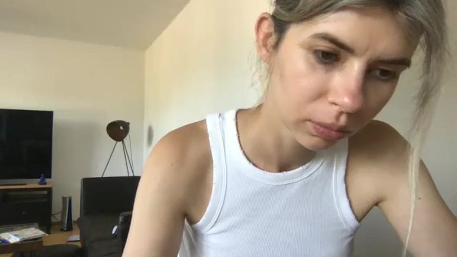 Gallery image thumbnail from neverinmylife's myfreecams stream on, 08/01/2024, 08:40 image 6 of 20