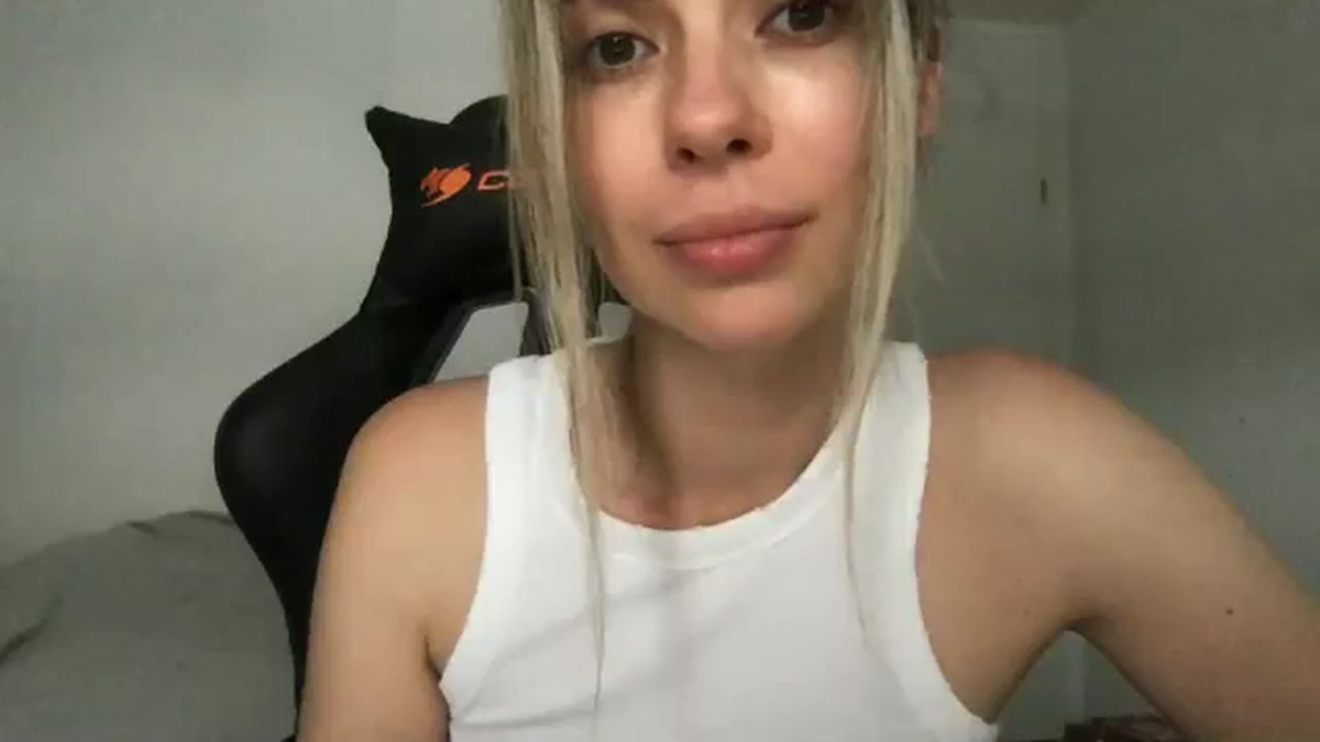 Gallery image thumbnail from neverinmylife's myfreecams stream on, 08/02/2024, 15:25 image 13 of 20