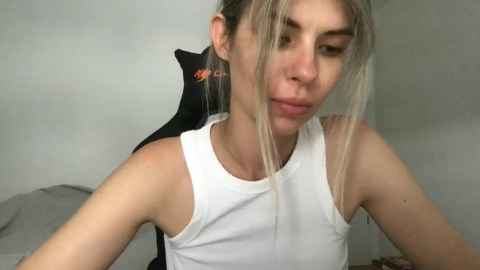 Gallery image thumbnail from neverinmylife's myfreecams stream on, 08/02/2024, 15:25 image 19 of 20