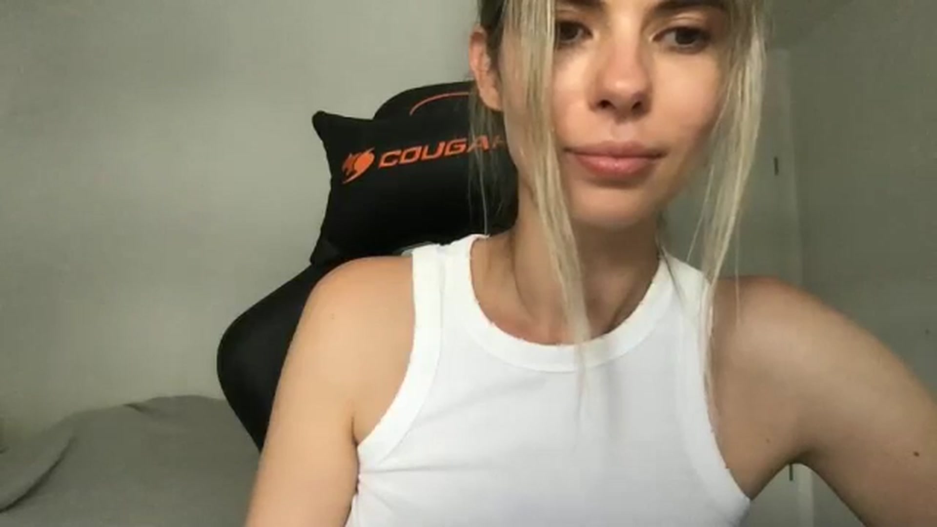 Gallery image thumbnail from neverinmylife's myfreecams stream on, 08/02/2024, 15:25 image 5 of 20