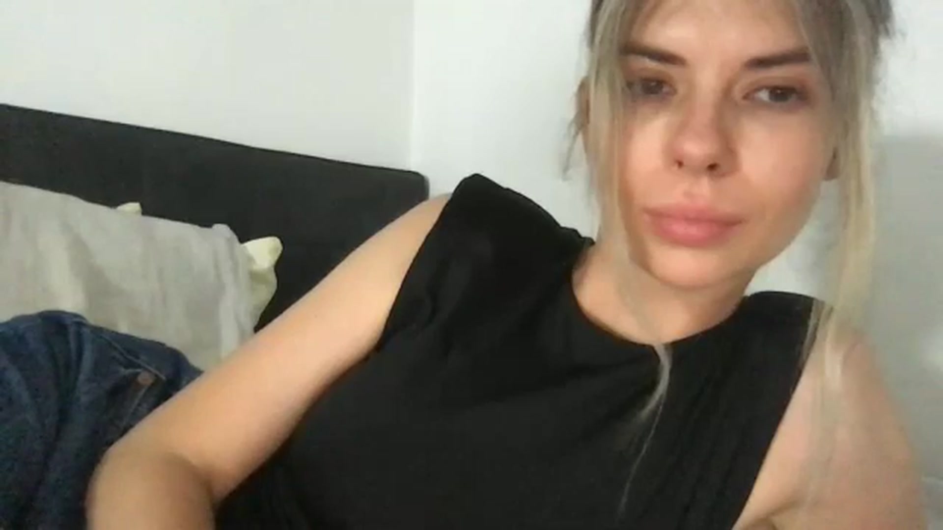 Gallery image thumbnail from neverinmylife's myfreecams stream on, 08/03/2024, 12:47 image 16 of 20