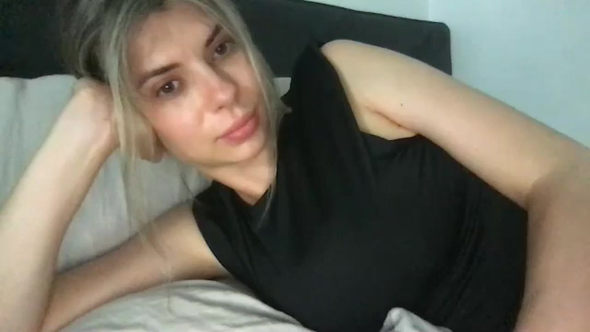 Gallery image thumbnail from neverinmylife's myfreecams stream on, 08/03/2024, 14:38 image 3 of 20