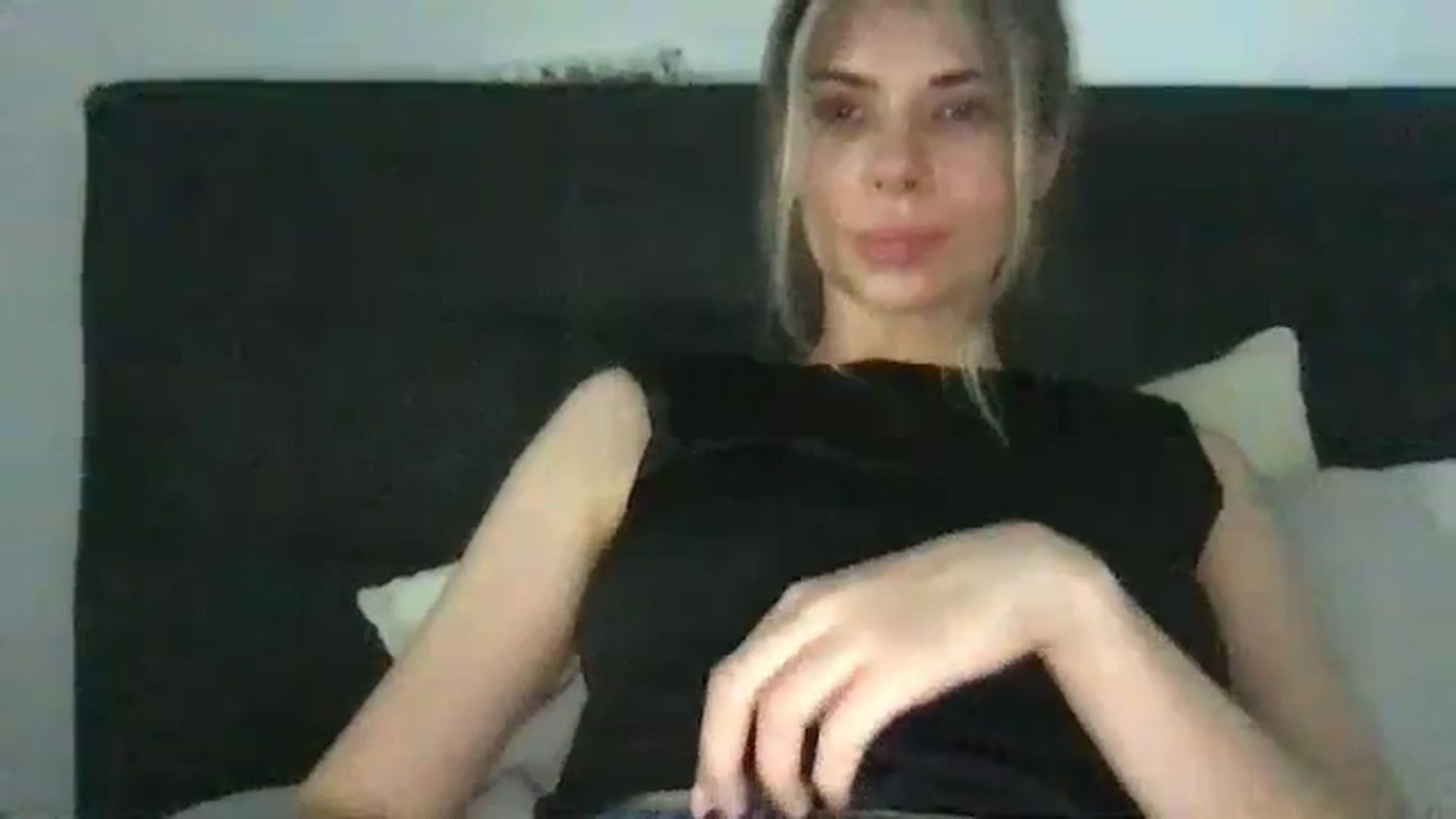 Gallery image thumbnail from neverinmylife's myfreecams stream on, 08/03/2024, 15:16 image 20 of 20