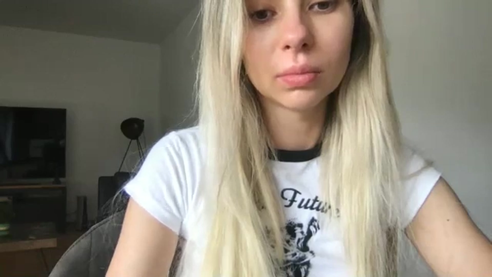 Gallery image thumbnail from neverinmylife's myfreecams stream on, 08/05/2024, 12:56 image 5 of 20
