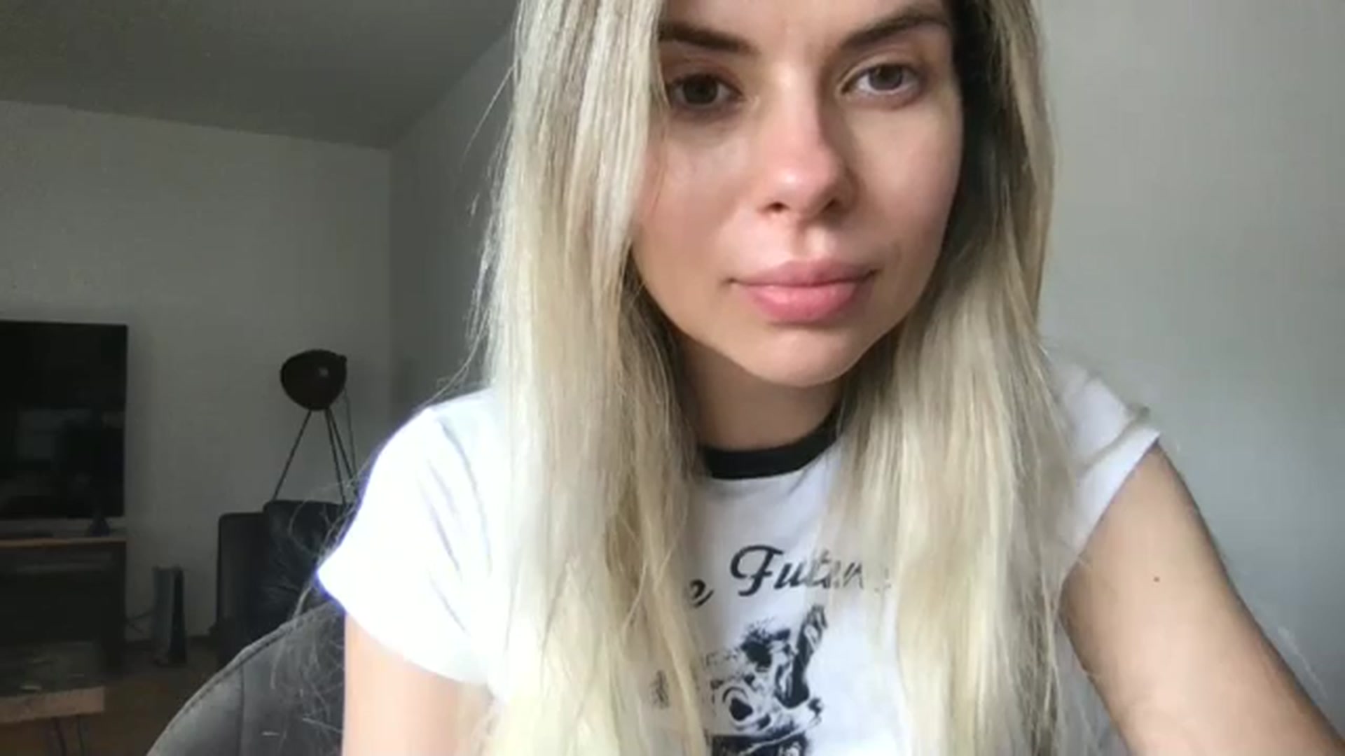 Gallery image thumbnail from neverinmylife's myfreecams stream on, 08/05/2024, 12:56 image 6 of 20