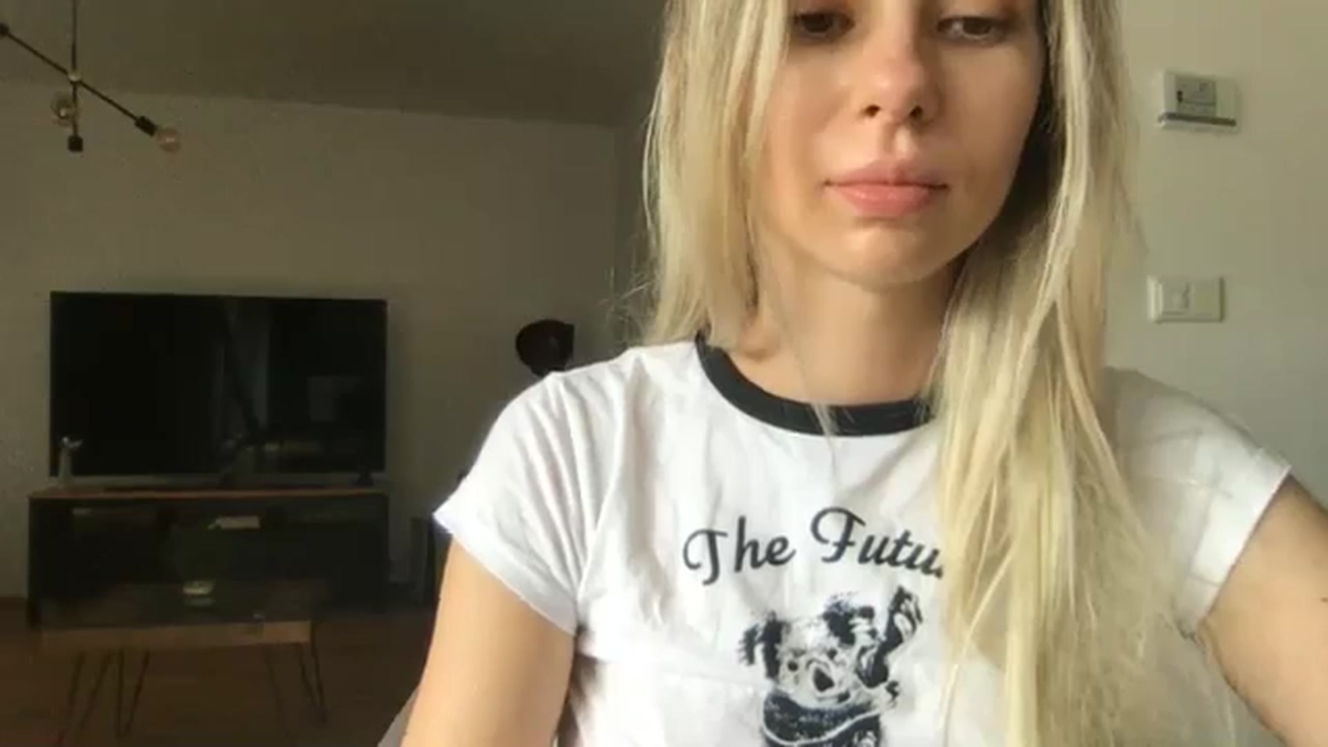 Gallery image thumbnail from neverinmylife's myfreecams stream on, 08/05/2024, 14:03 image 9 of 20