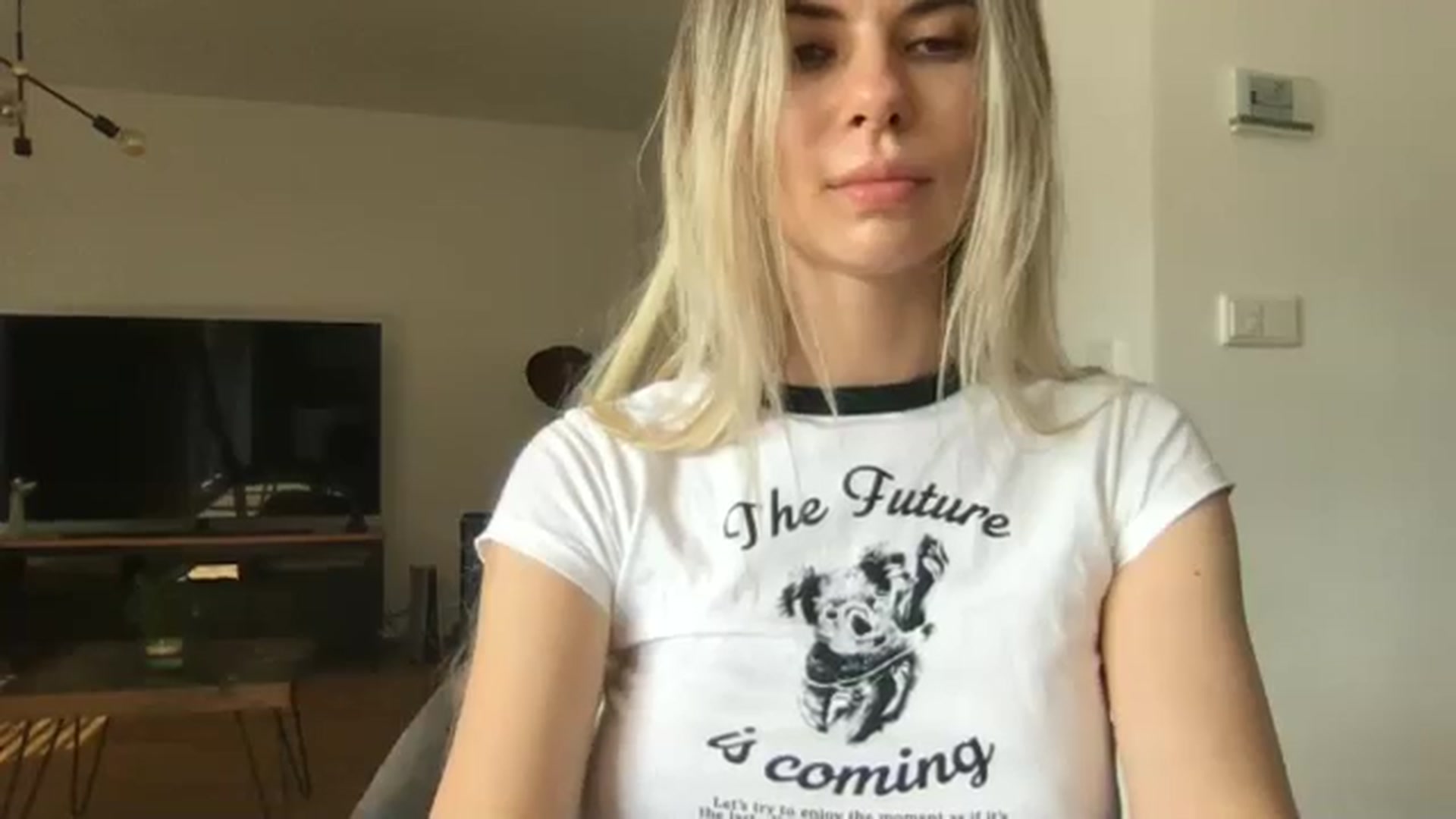 Gallery image thumbnail from neverinmylife's myfreecams stream on, 08/05/2024, 15:08 image 5 of 20