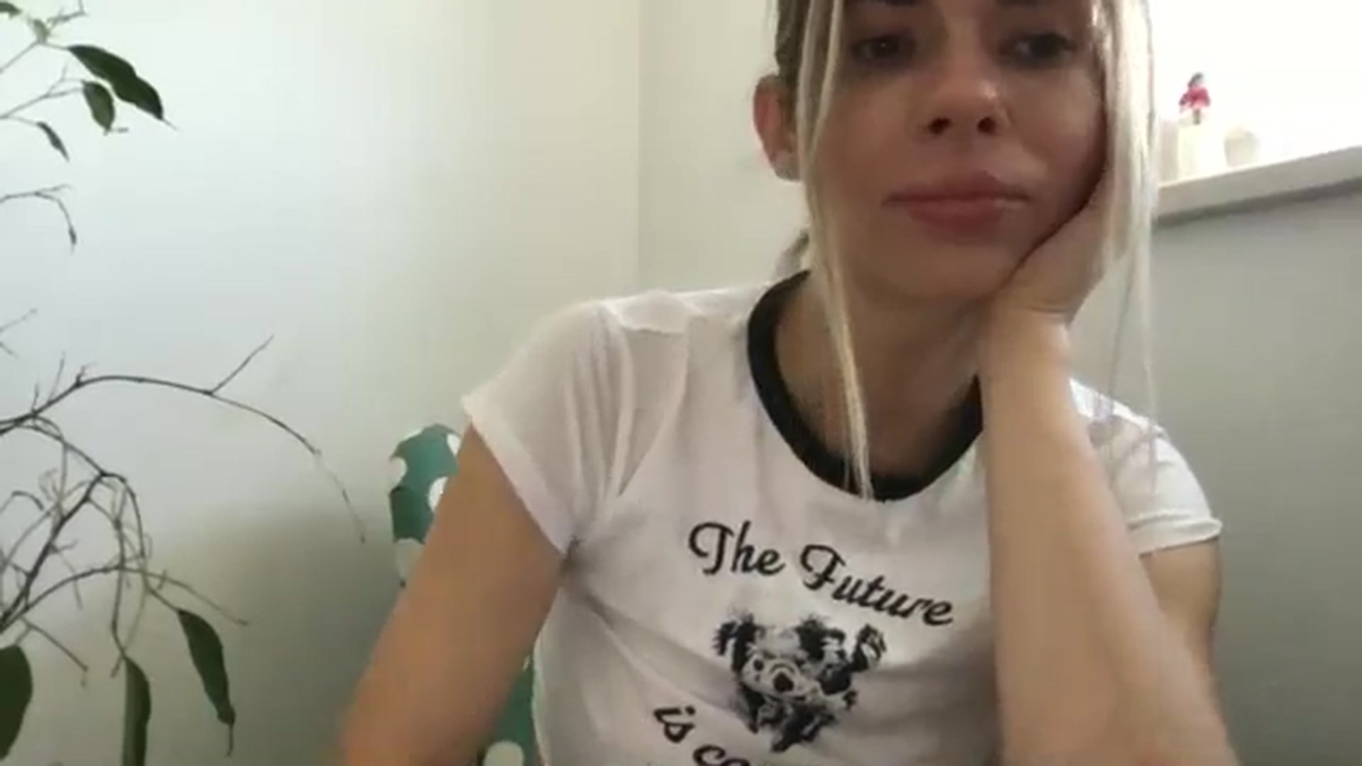 Gallery image thumbnail from neverinmylife's myfreecams stream on, 08/06/2024, 10:09 image 9 of 20