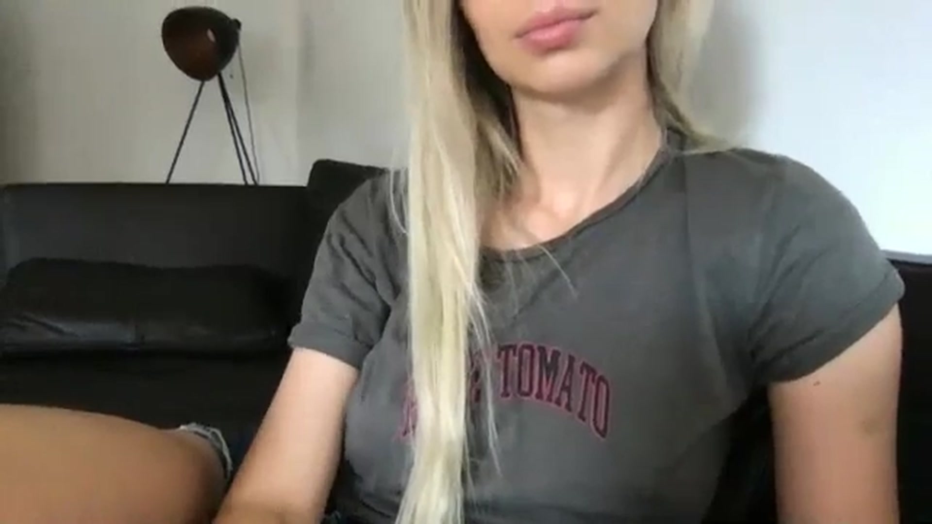 Gallery image thumbnail from neverinmylife's myfreecams stream on, 08/12/2024, 12:39 image 14 of 20