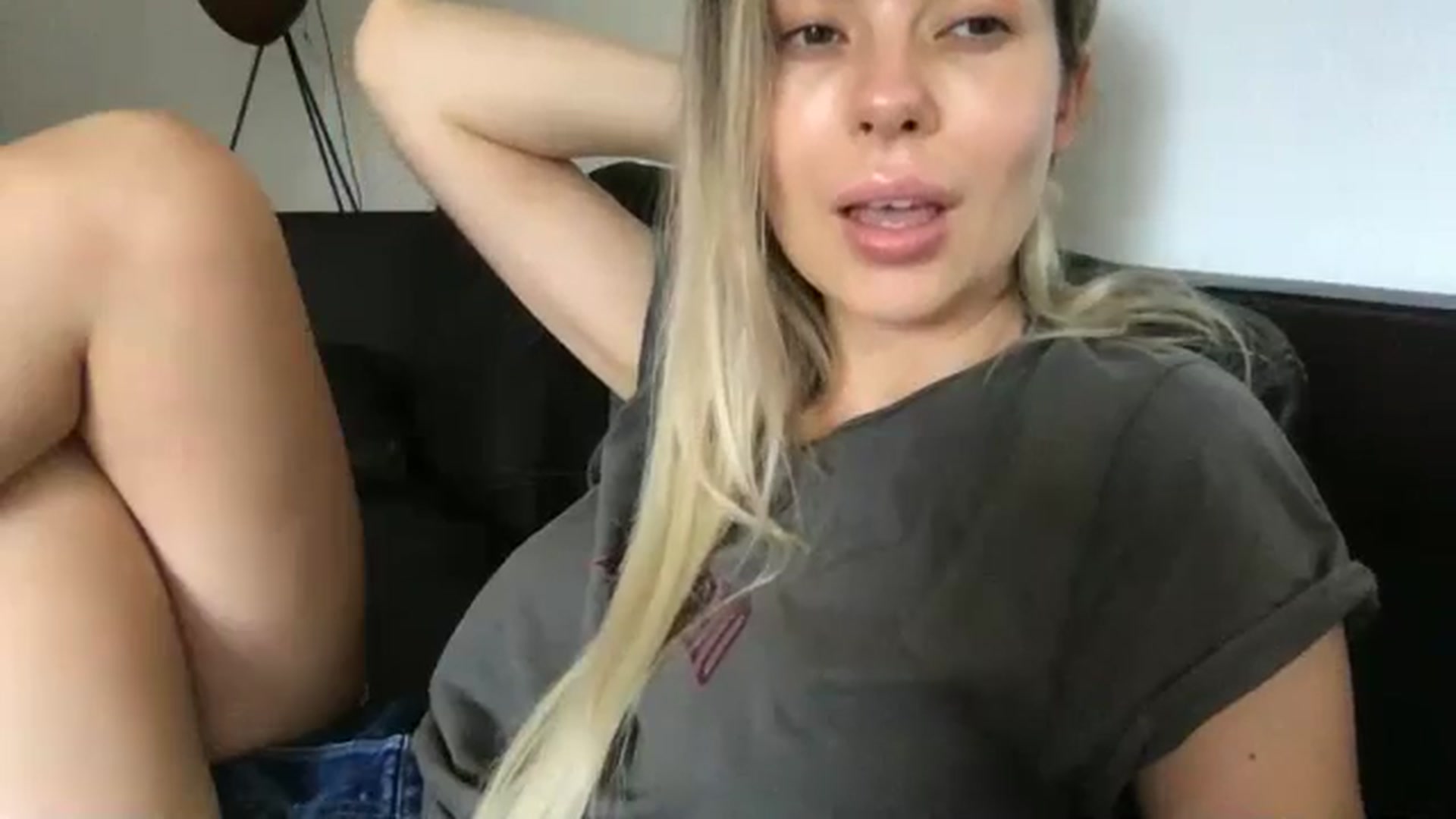 Gallery image thumbnail from neverinmylife's myfreecams stream on, 08/12/2024, 12:39 image 13 of 20
