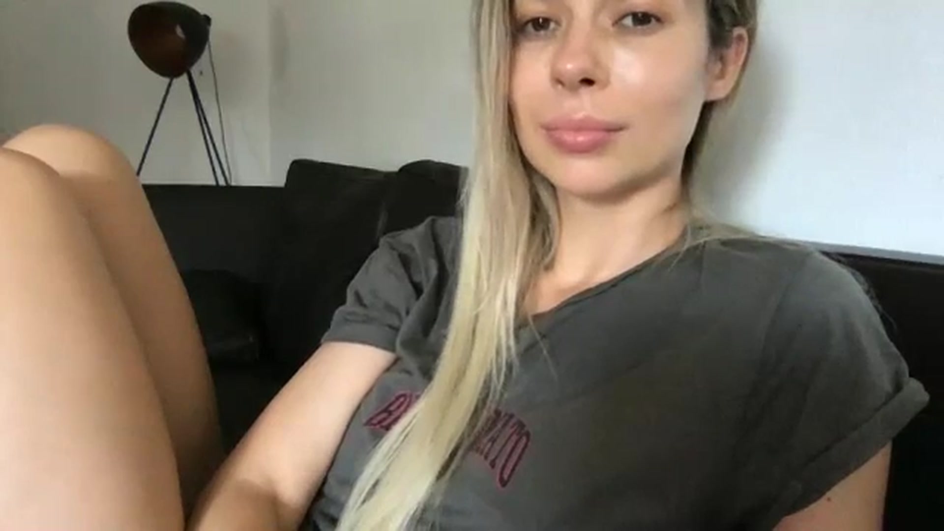 Gallery image thumbnail from neverinmylife's myfreecams stream on, 08/12/2024, 12:39 image 9 of 20